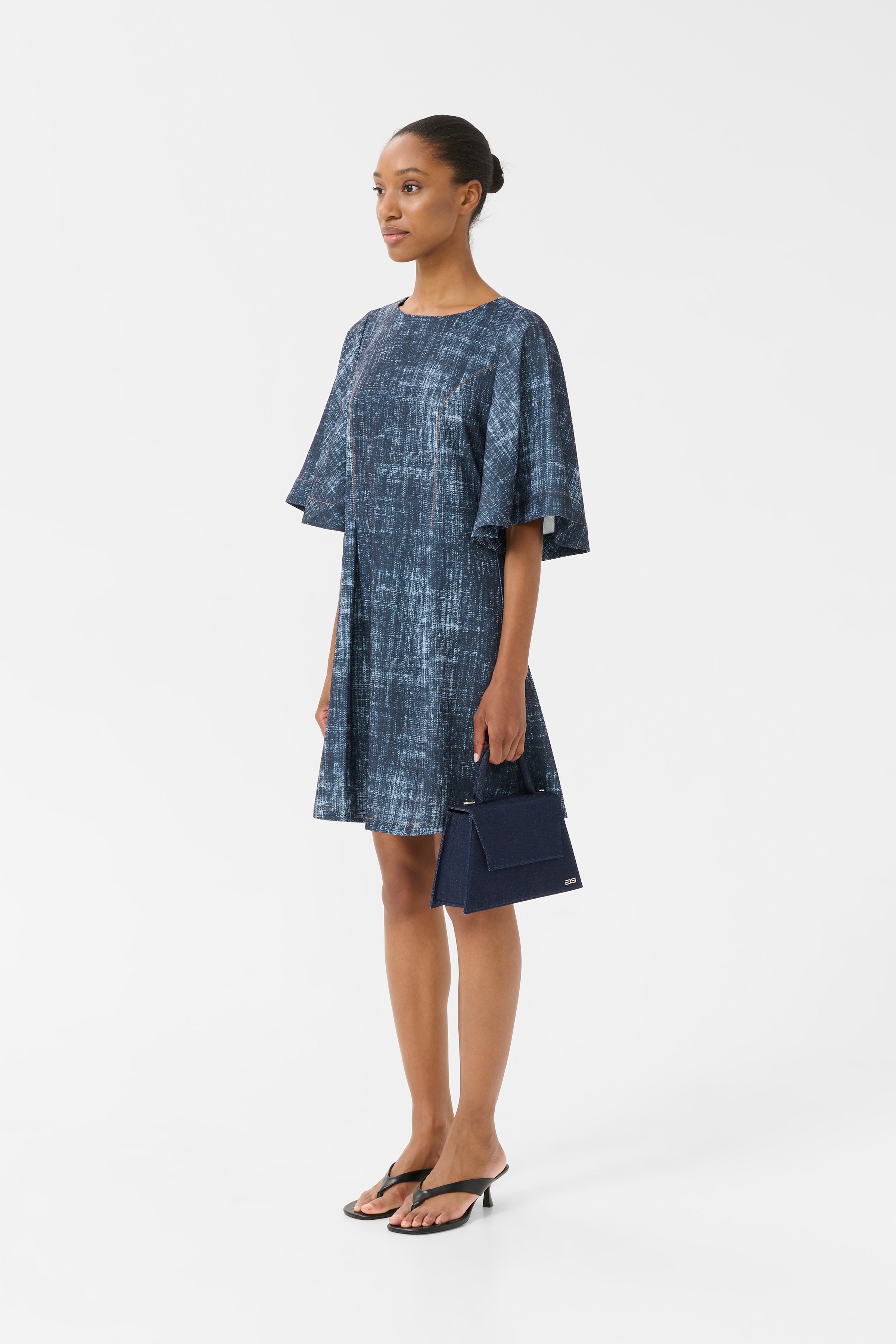 GZdemia Klänning LOOKBOOK FRONT 10910411-107880