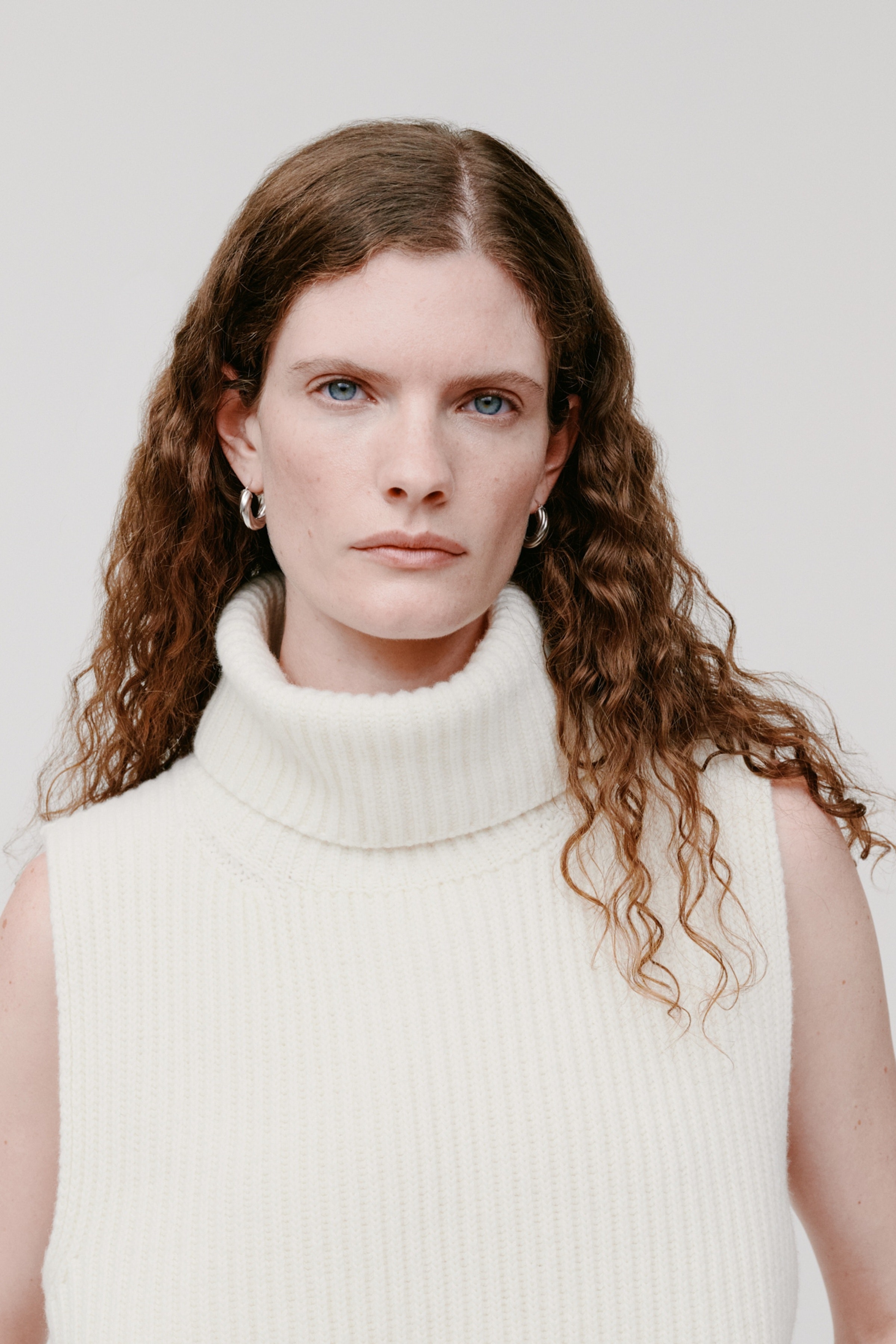 KYOMI VEST LOOKBOOK FRONT 30600508-WH020