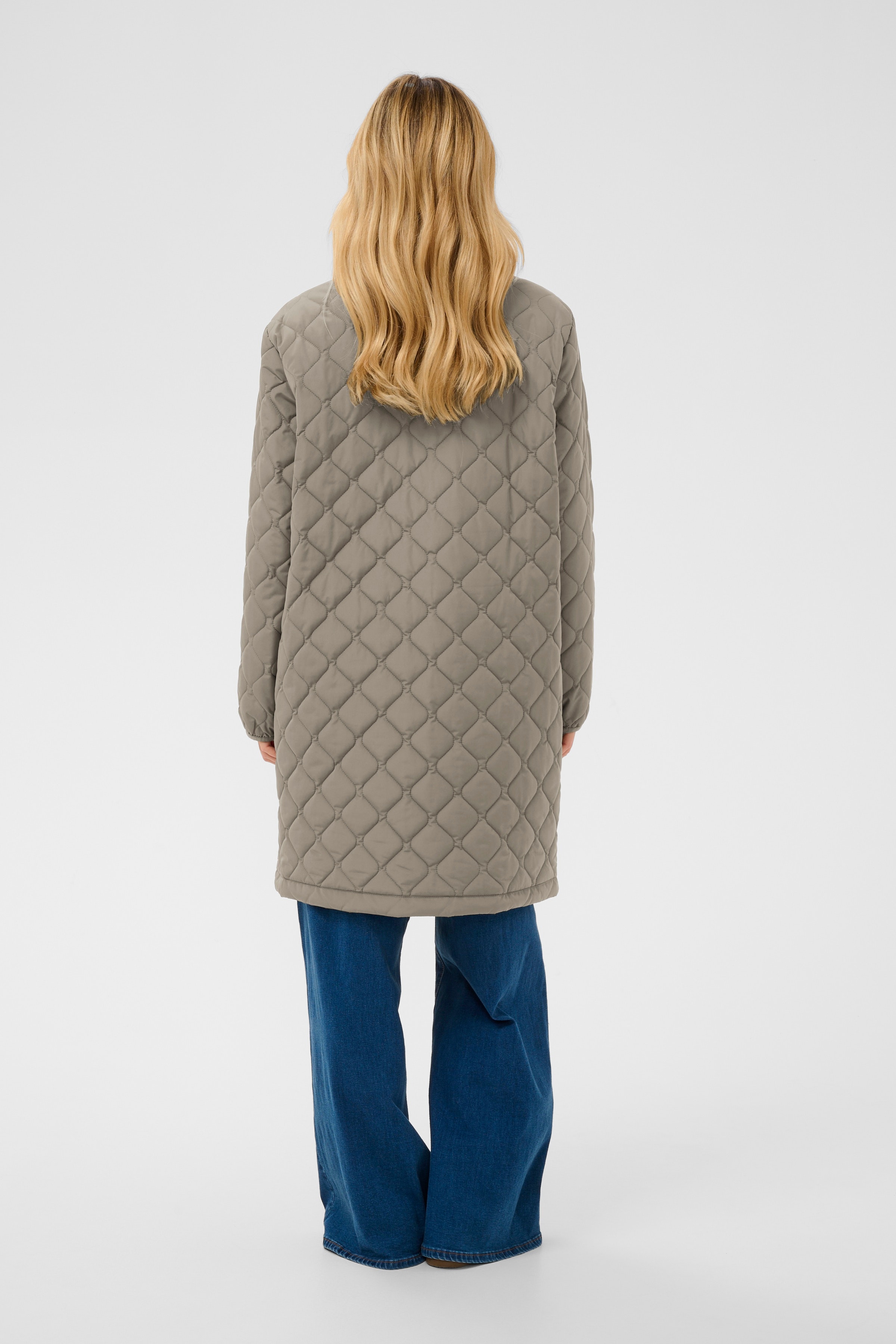 ArwenCR Jacket LOOKBOOK BACK 10606580-180513