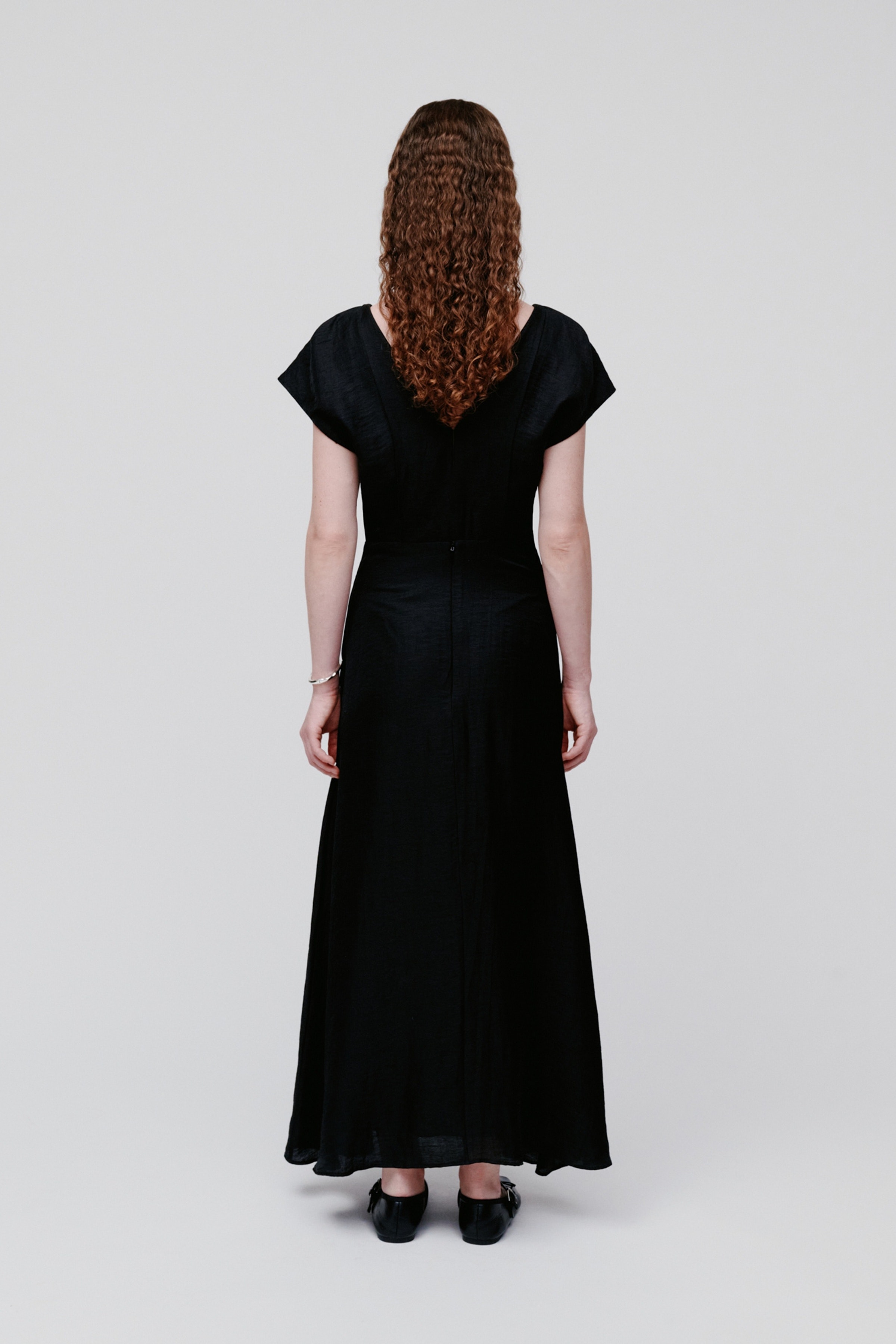 ODELINE Dress LOOKBOOK BACK 30600666-BK999