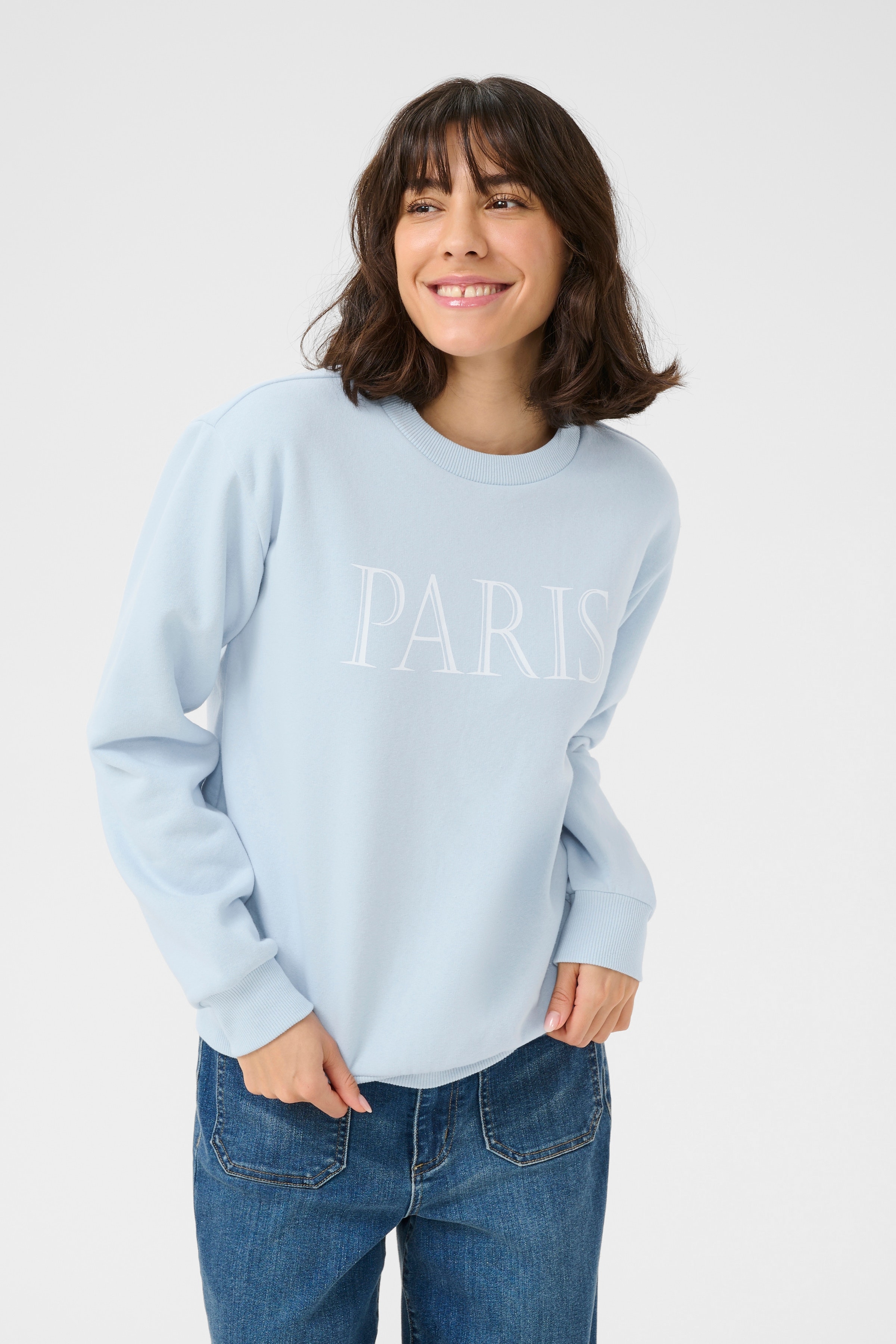 KAanne Sweatshirt LOOKBOOK FRONT 10510376-144115