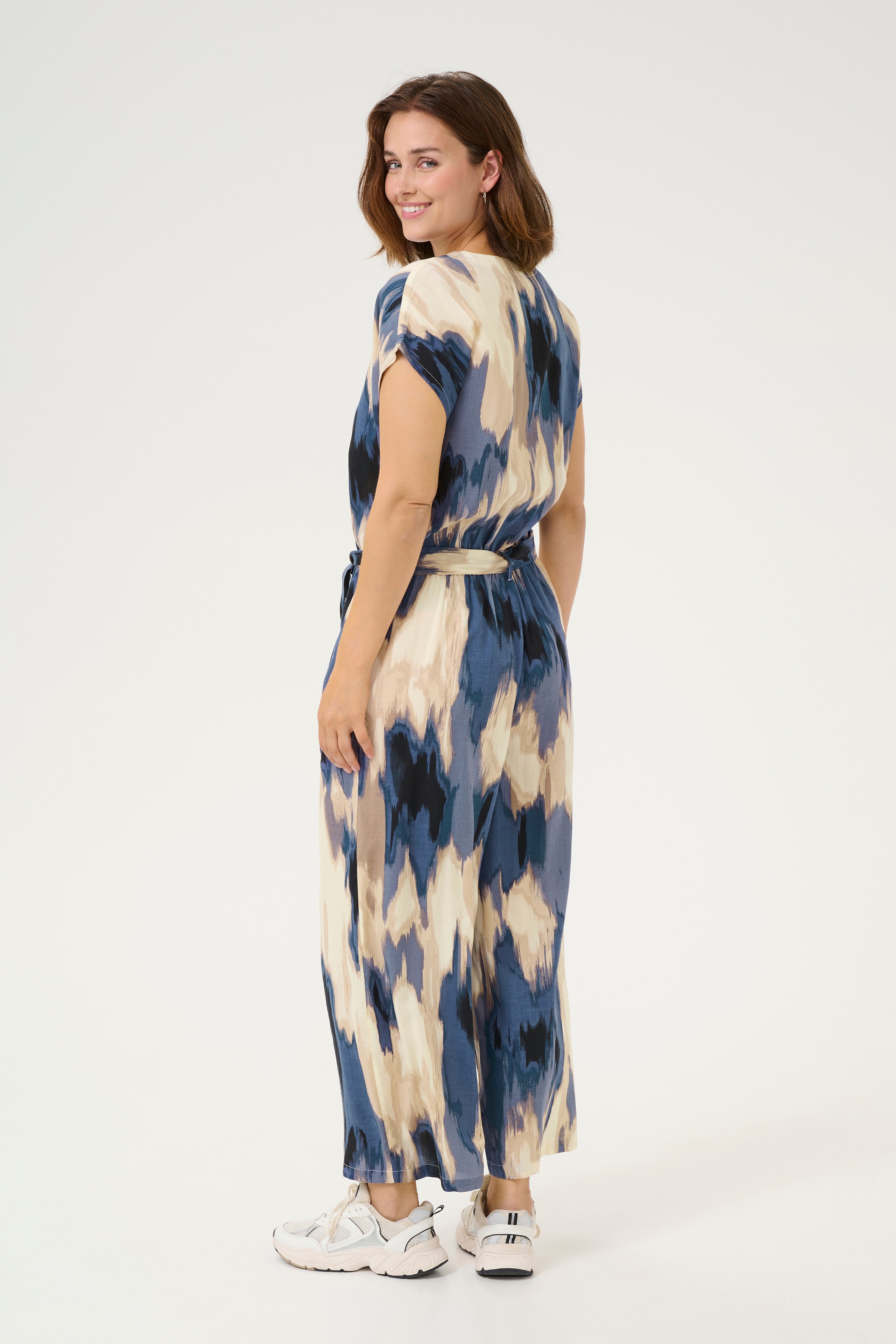 KAbeathe Jumpsuit LOOKBOOK BACK 10508898-106180