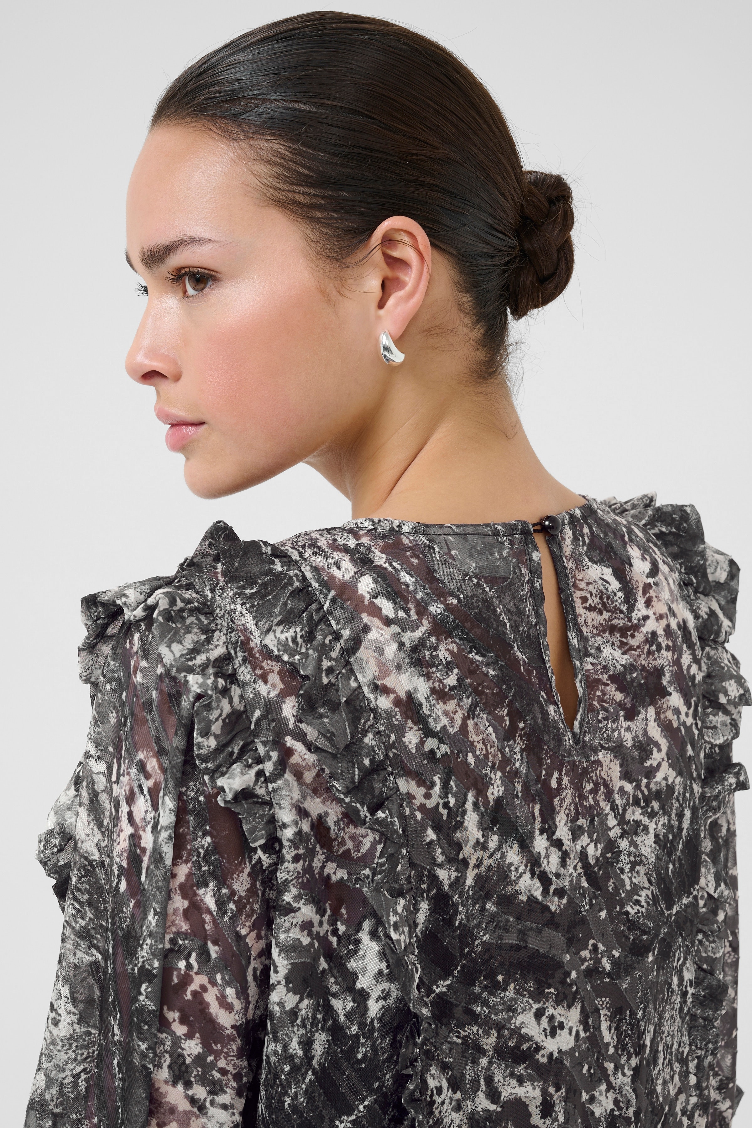 KAalica Dress LOOKBOOK DETAIL 10510529-108203