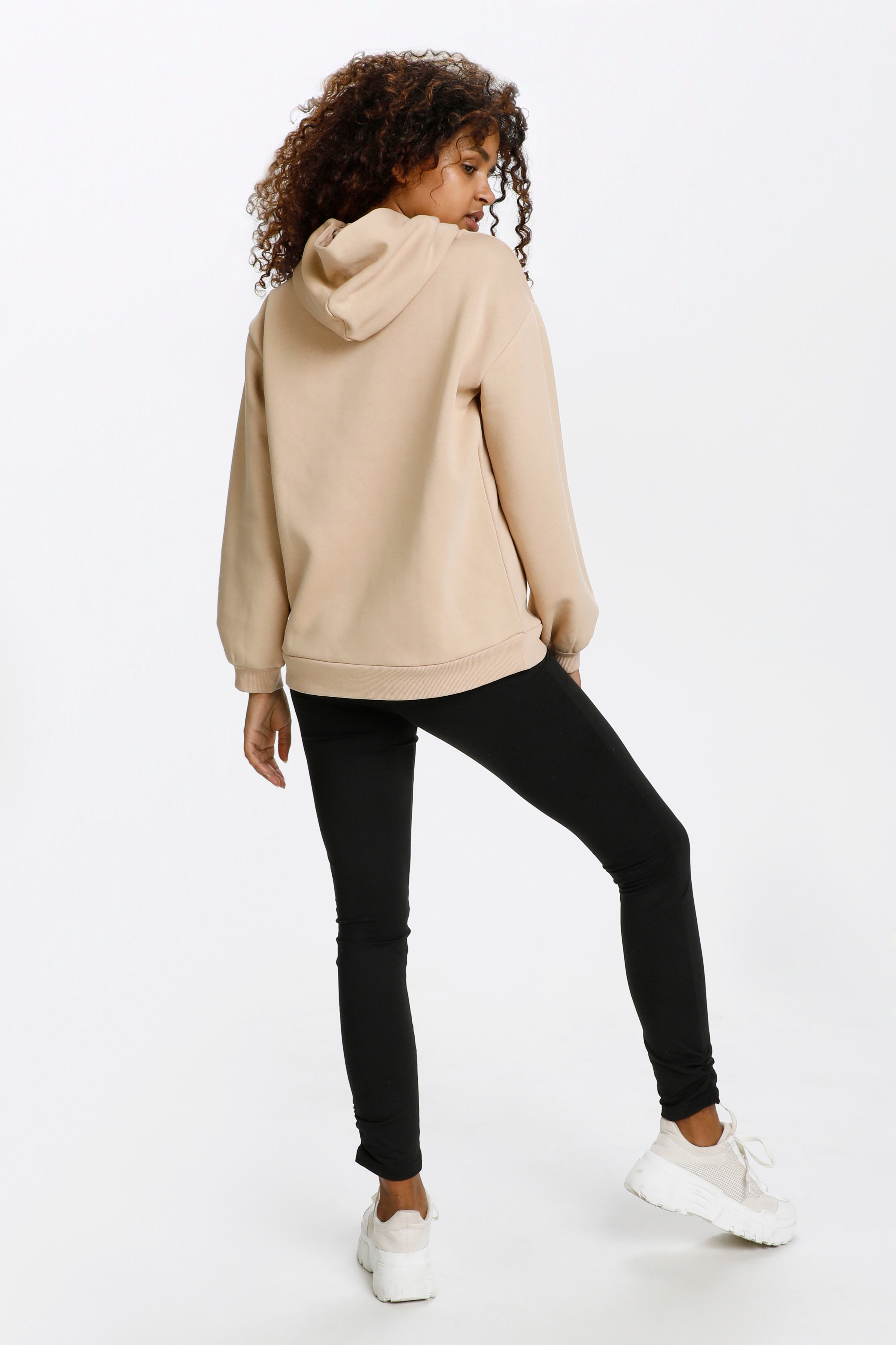 CRFannie Sweatshirt LOOKBOOK BACK 10650609-151215