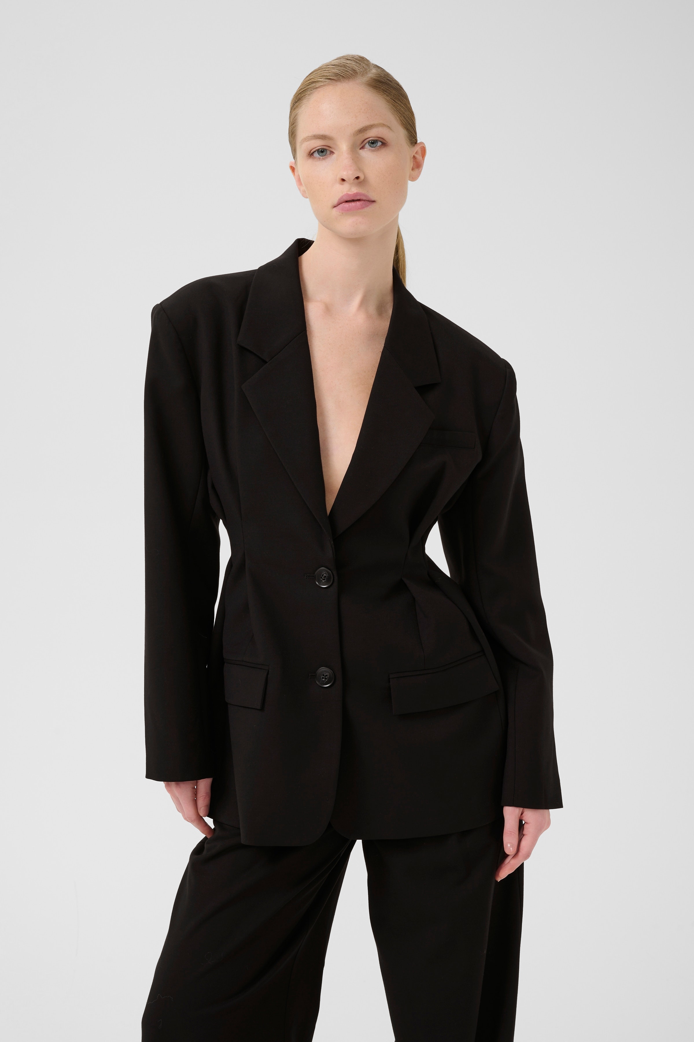 GZpaula Blazer LOOKBOOK FRONT 10910626-100017