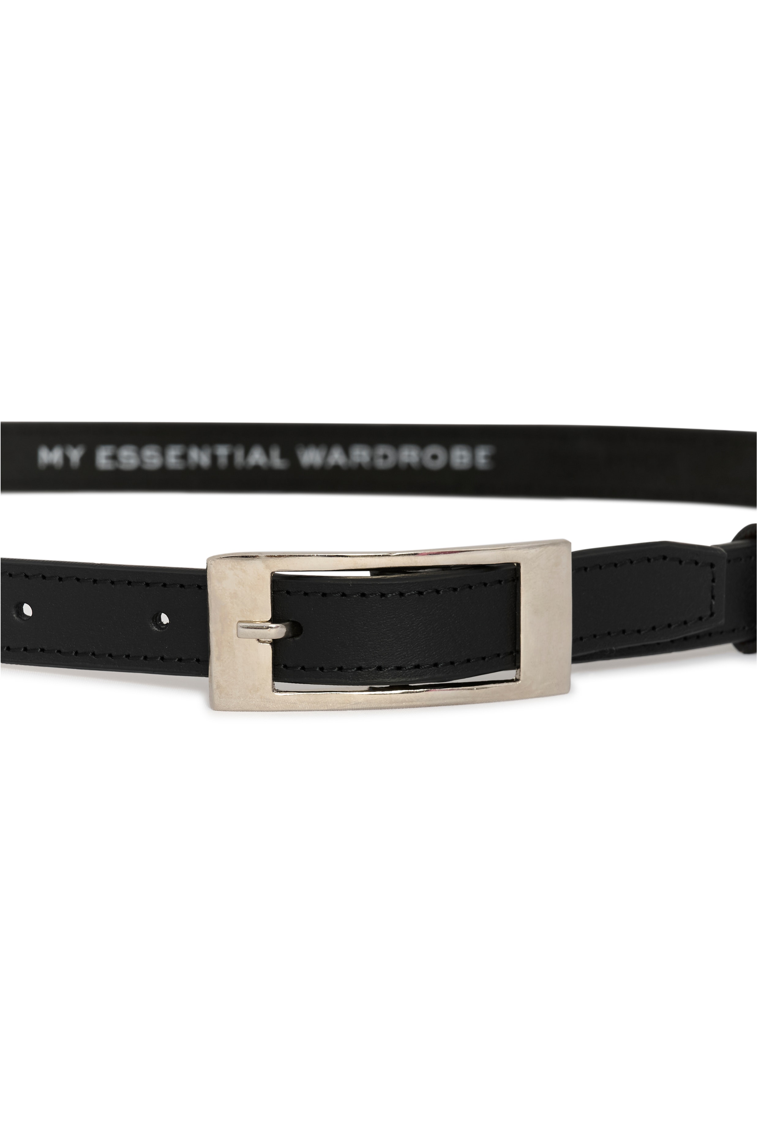 20 THE SIMPLE LEATHER BELT PACK DETAIL 10705535-109346