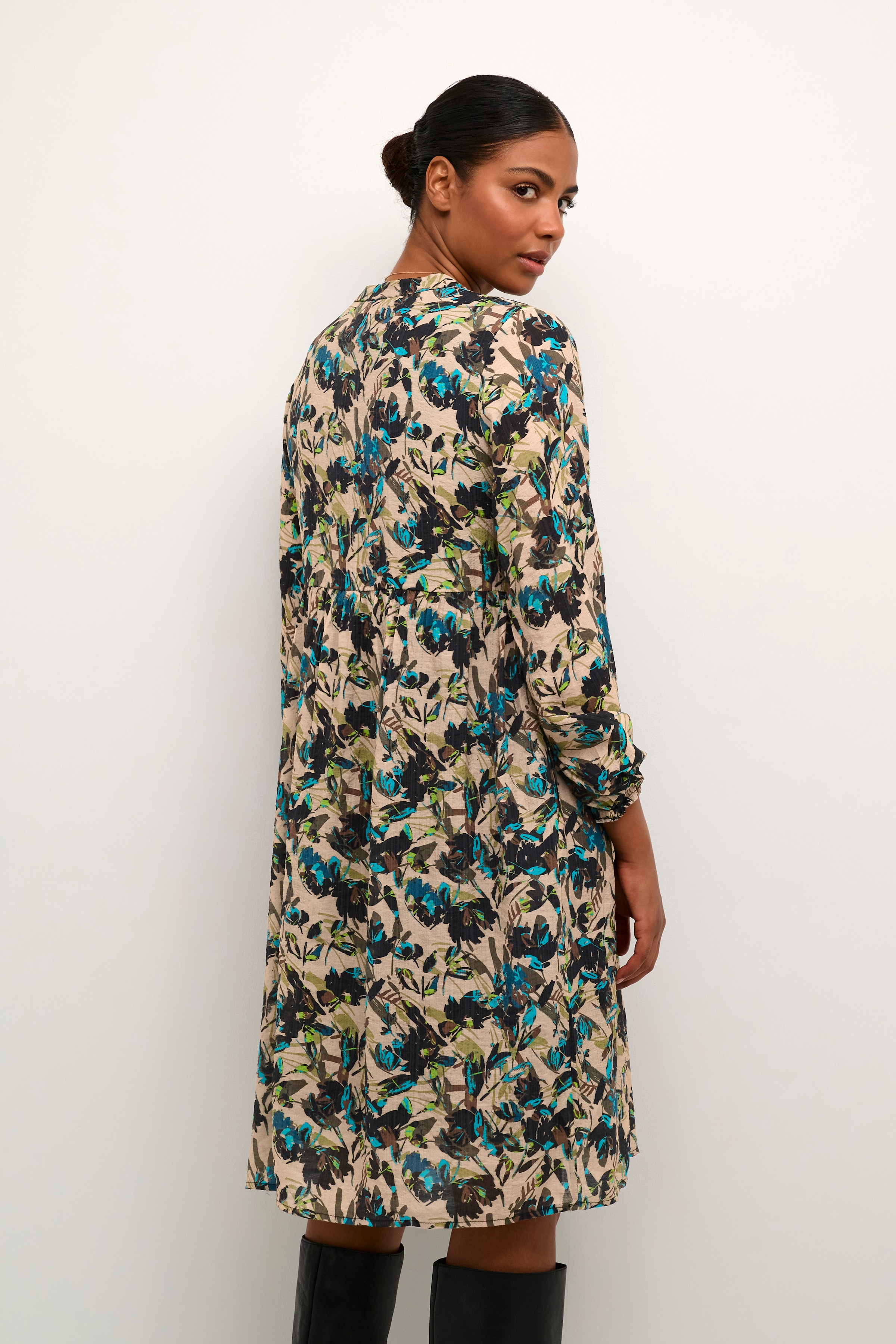 KAolga Kjole LOOKBOOK BACK 10507641-104490