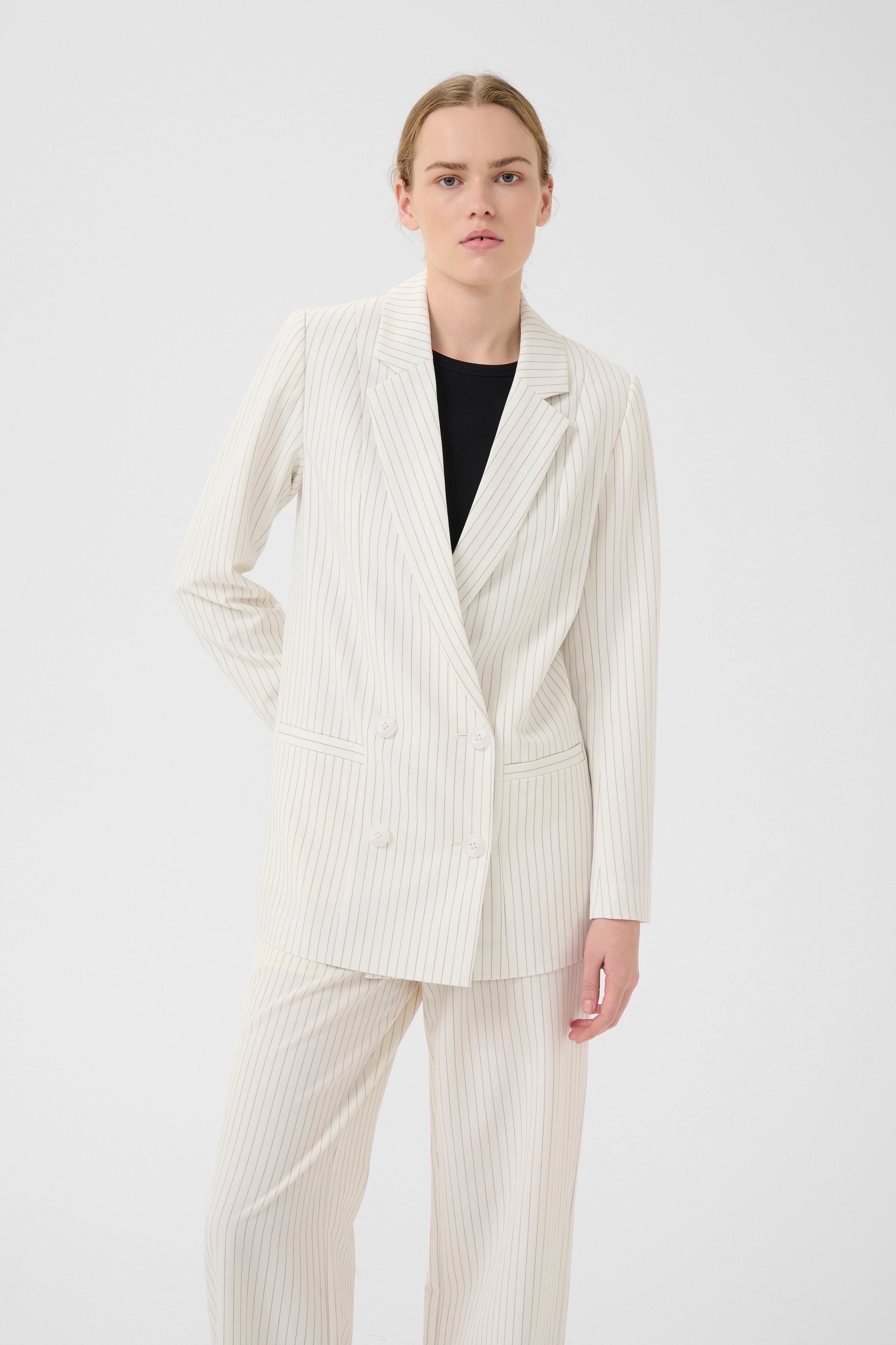 GZjoelle Blazer LOOKBOOK FRONT 10910520-107664