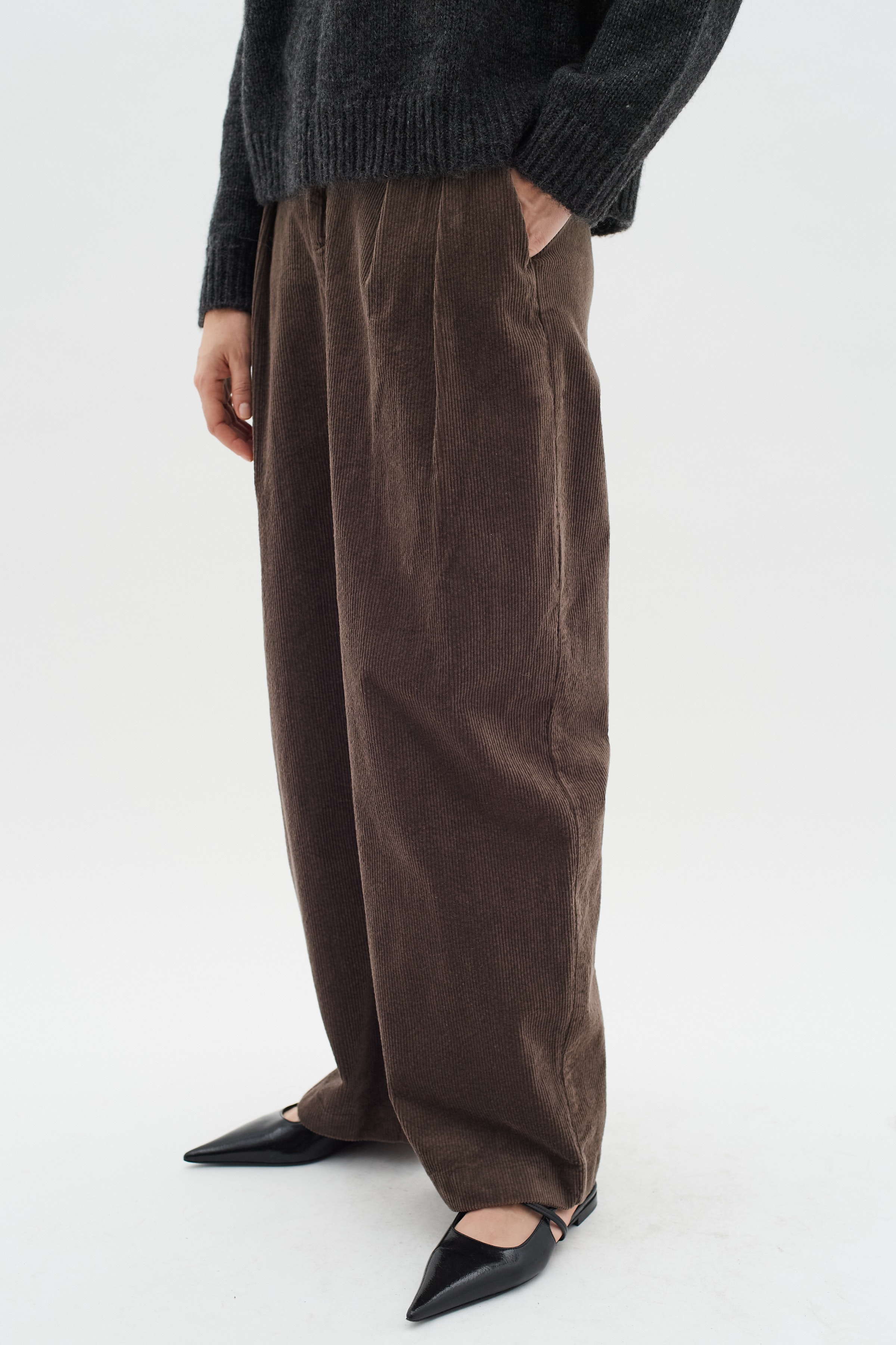 ToriIW Wide Trousers LOOKBOOK FRONT 30109783-181304