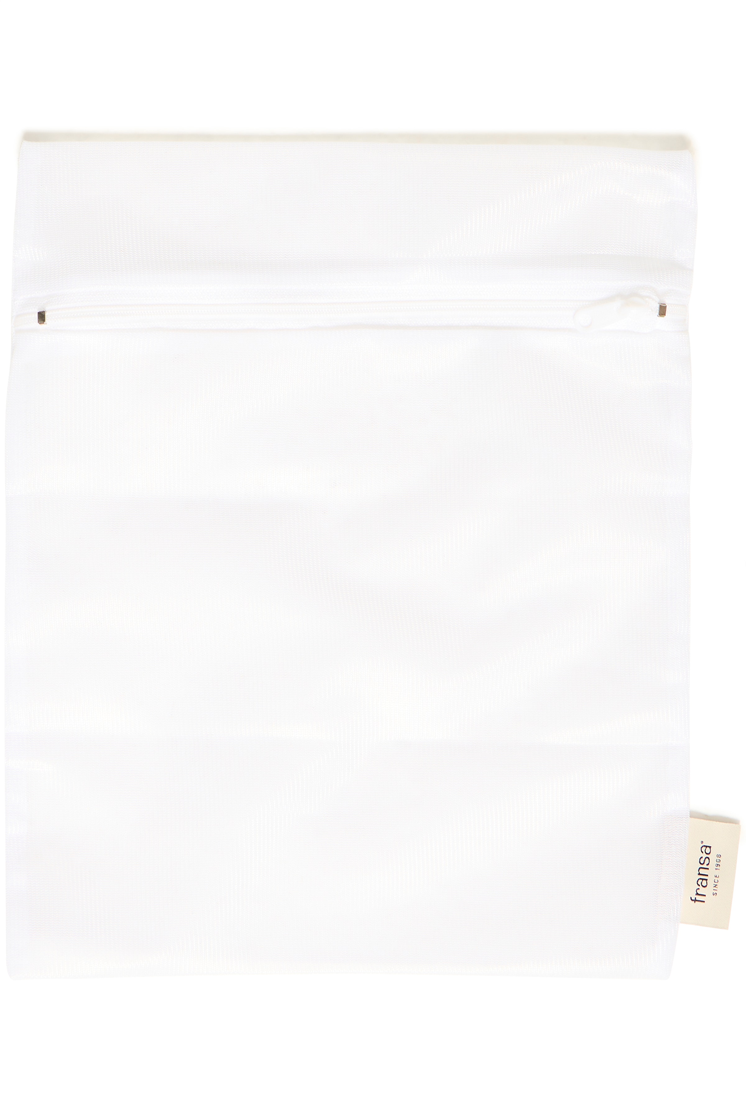 FR Pose PACK FRONT 92000098-114800