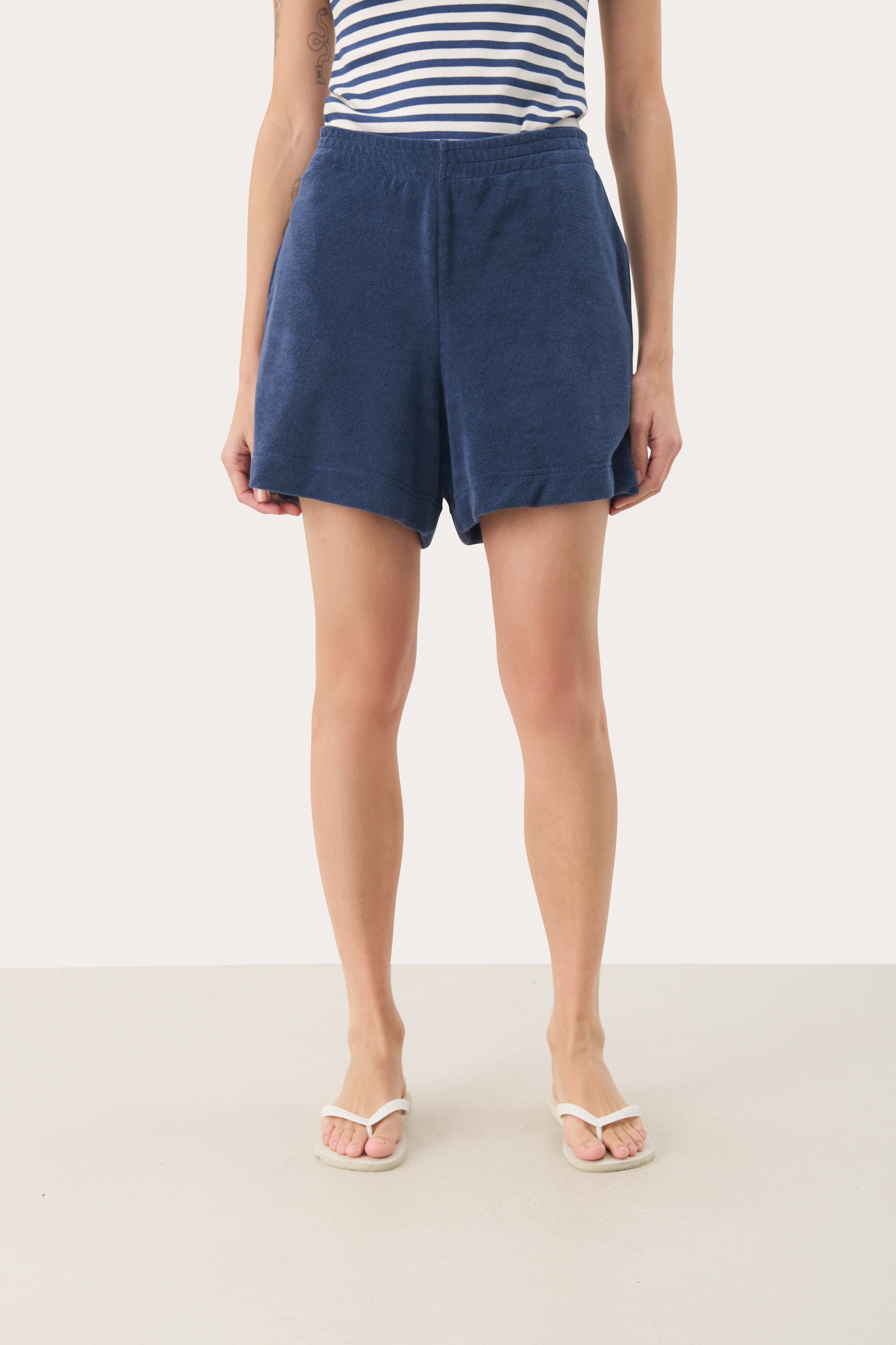 RosemayaPW Shorts LOOKBOOK FRONT 30309678-193934