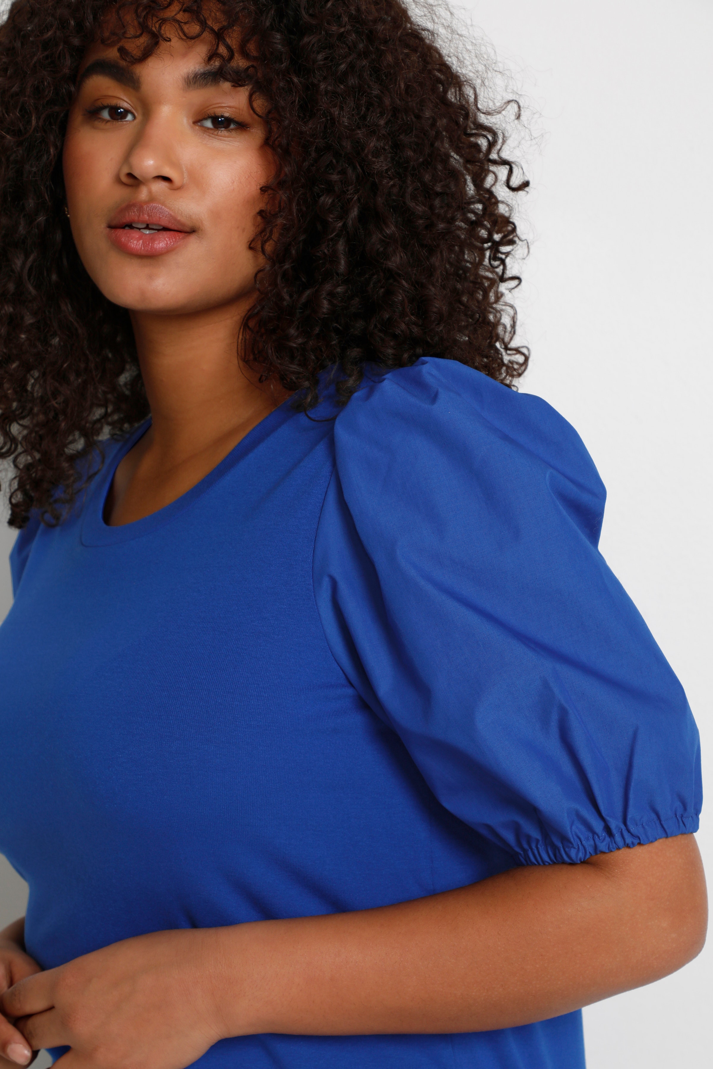 KCmela T-shirt LOOKBOOK DETAIL 10581047-193952