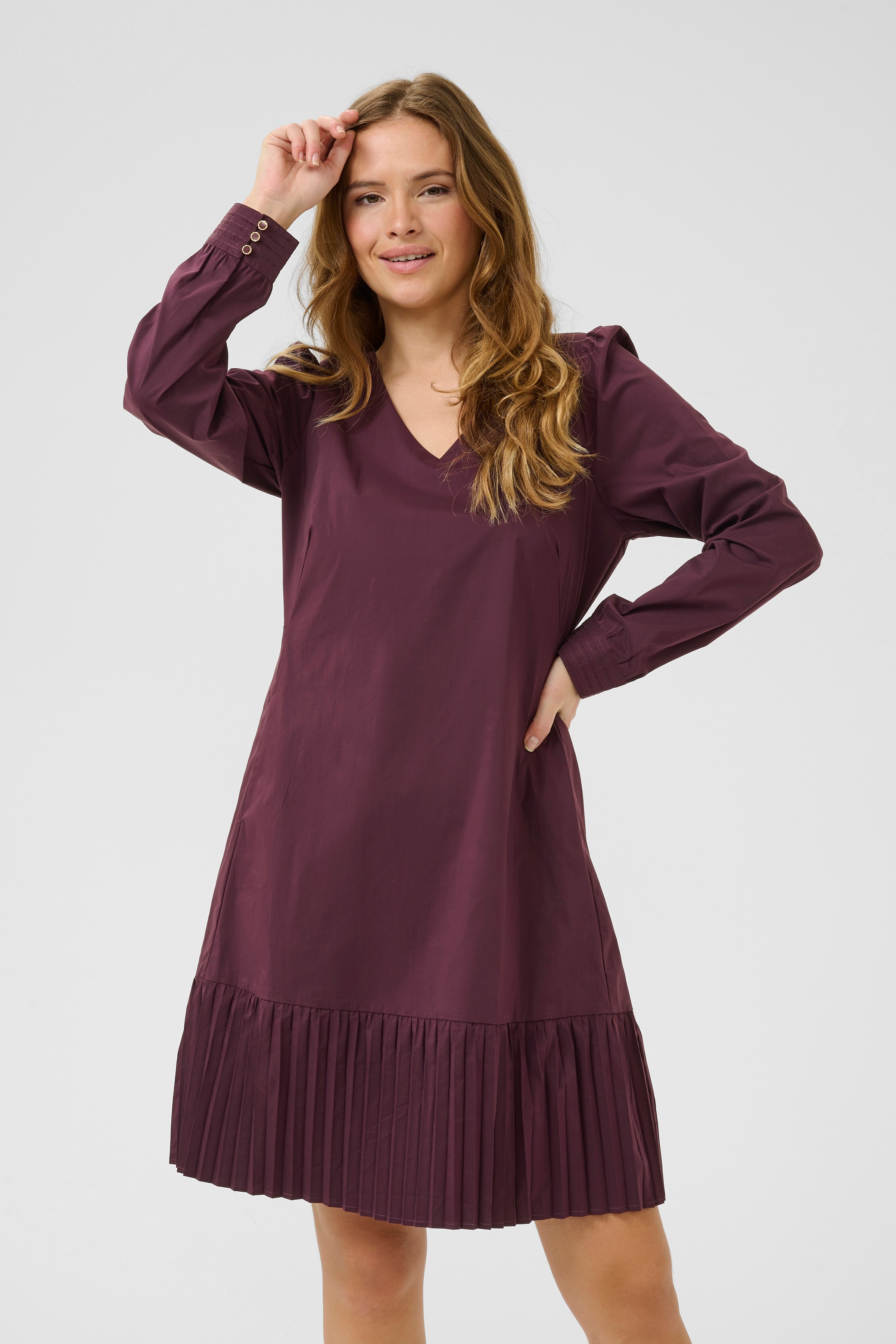 CUolana Kjole LOOKBOOK FRONT 50112648-192118
