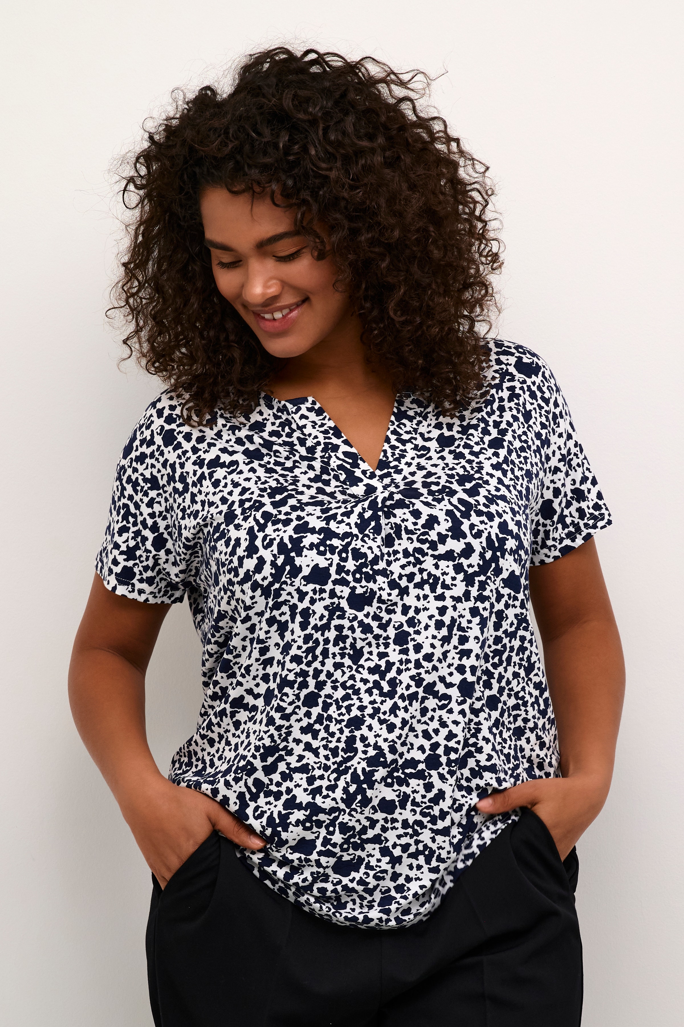 KCcharlotta Bluse LOOKBOOK FRONT 10582693-106062