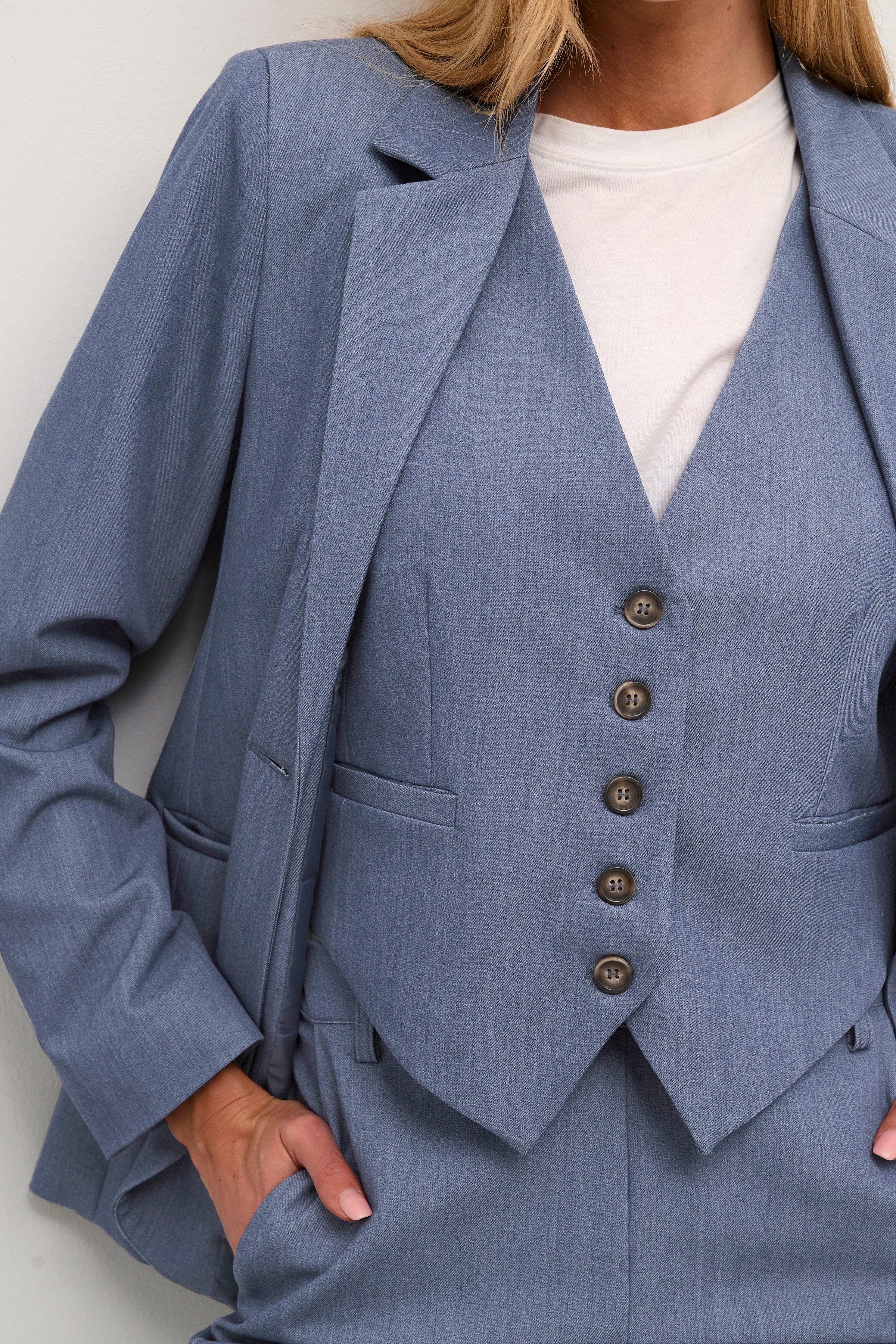 KAsakura Vest LOOKBOOK DETAIL 10507907-193929