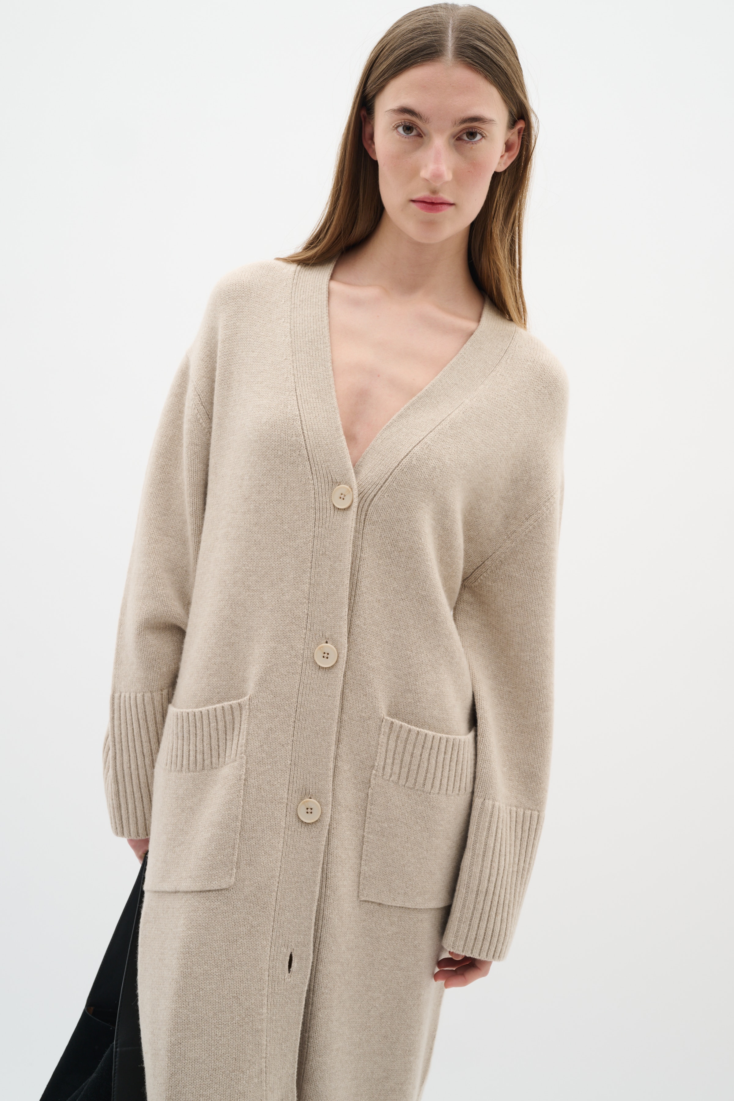 GeaIW Kaxy Cardigan LOOKBOOK FRONT 30110926-1304031