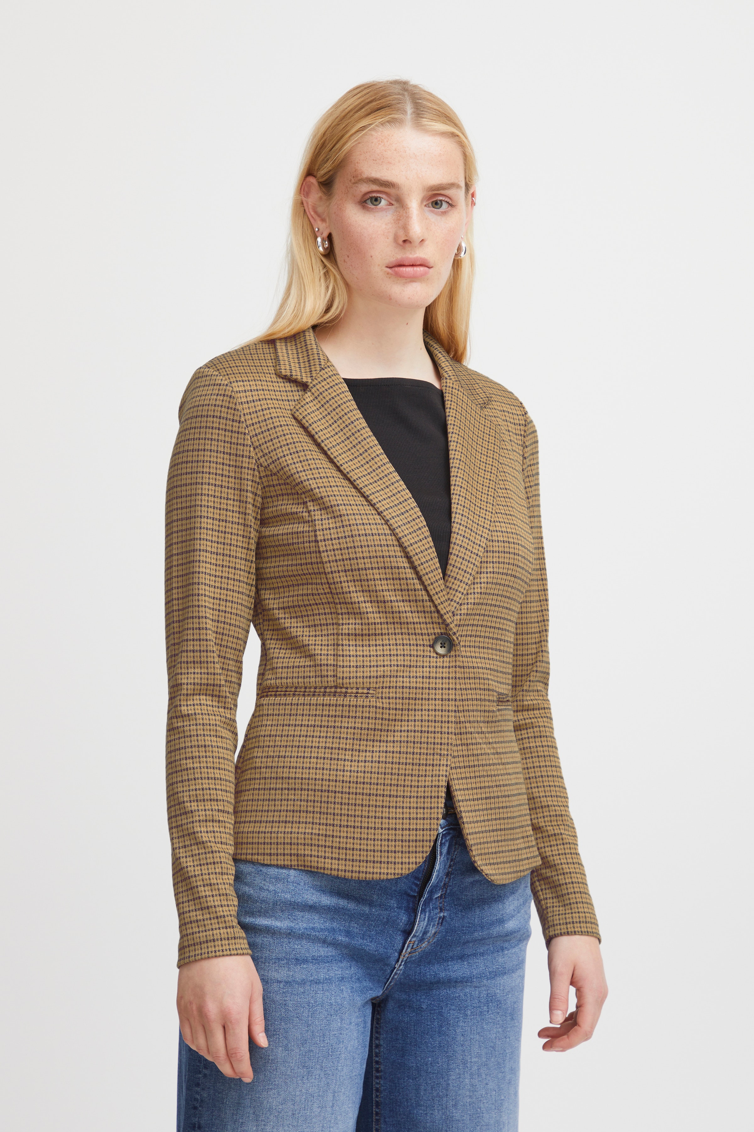 IHKATE Blazer LOOKBOOK FRONT 20115716-180950