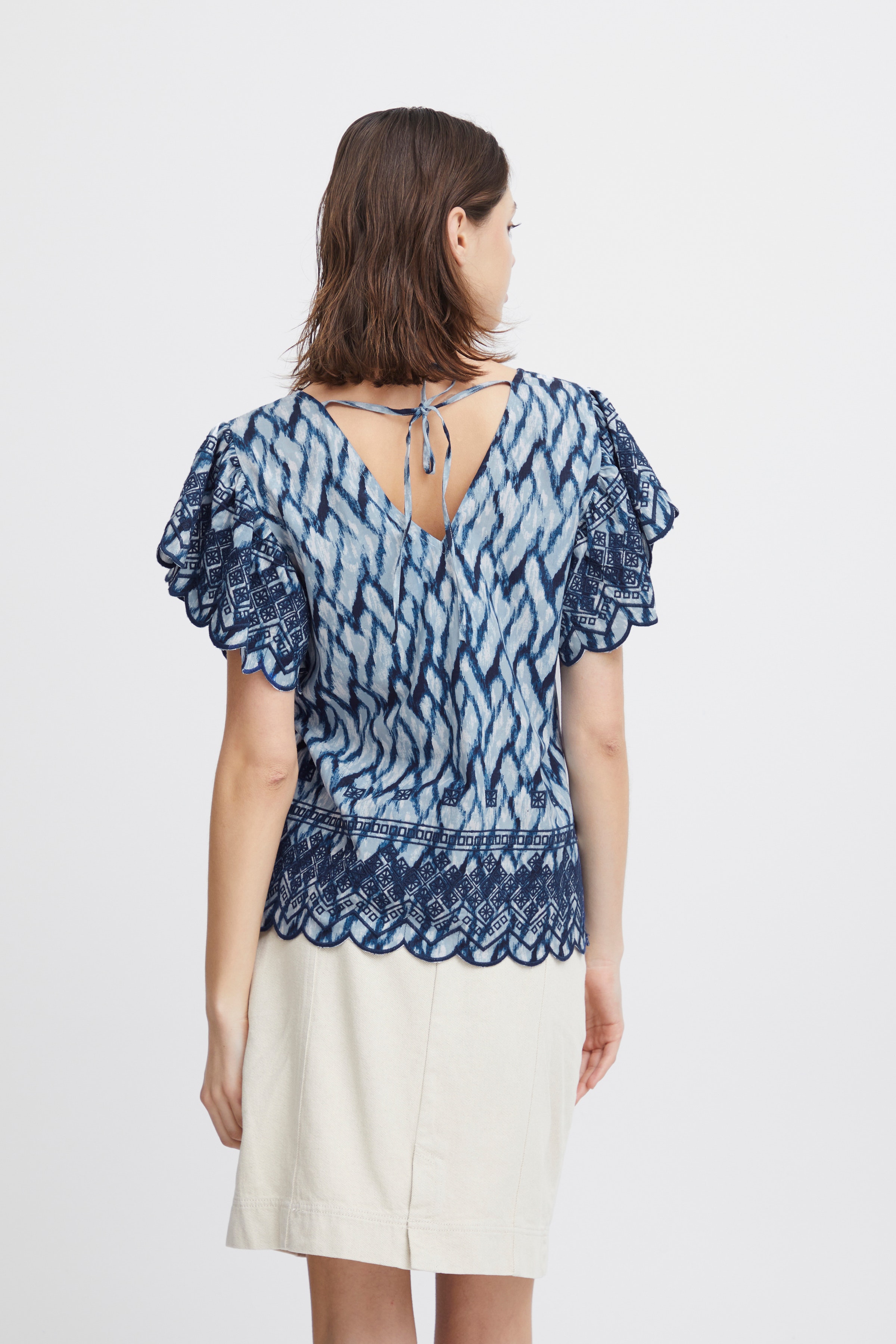 IRNELLIO Bluse LOOKBOOK BACK 20120805-202886