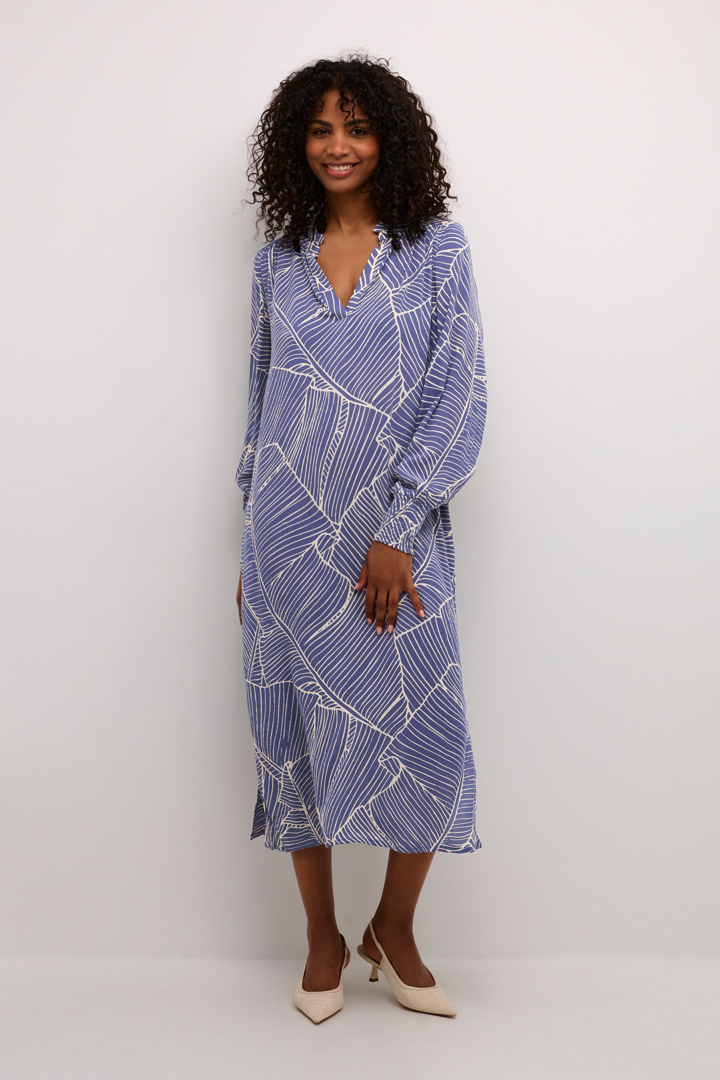 KAgenette Robe LOOKBOOK FRONT 10508935-106207
