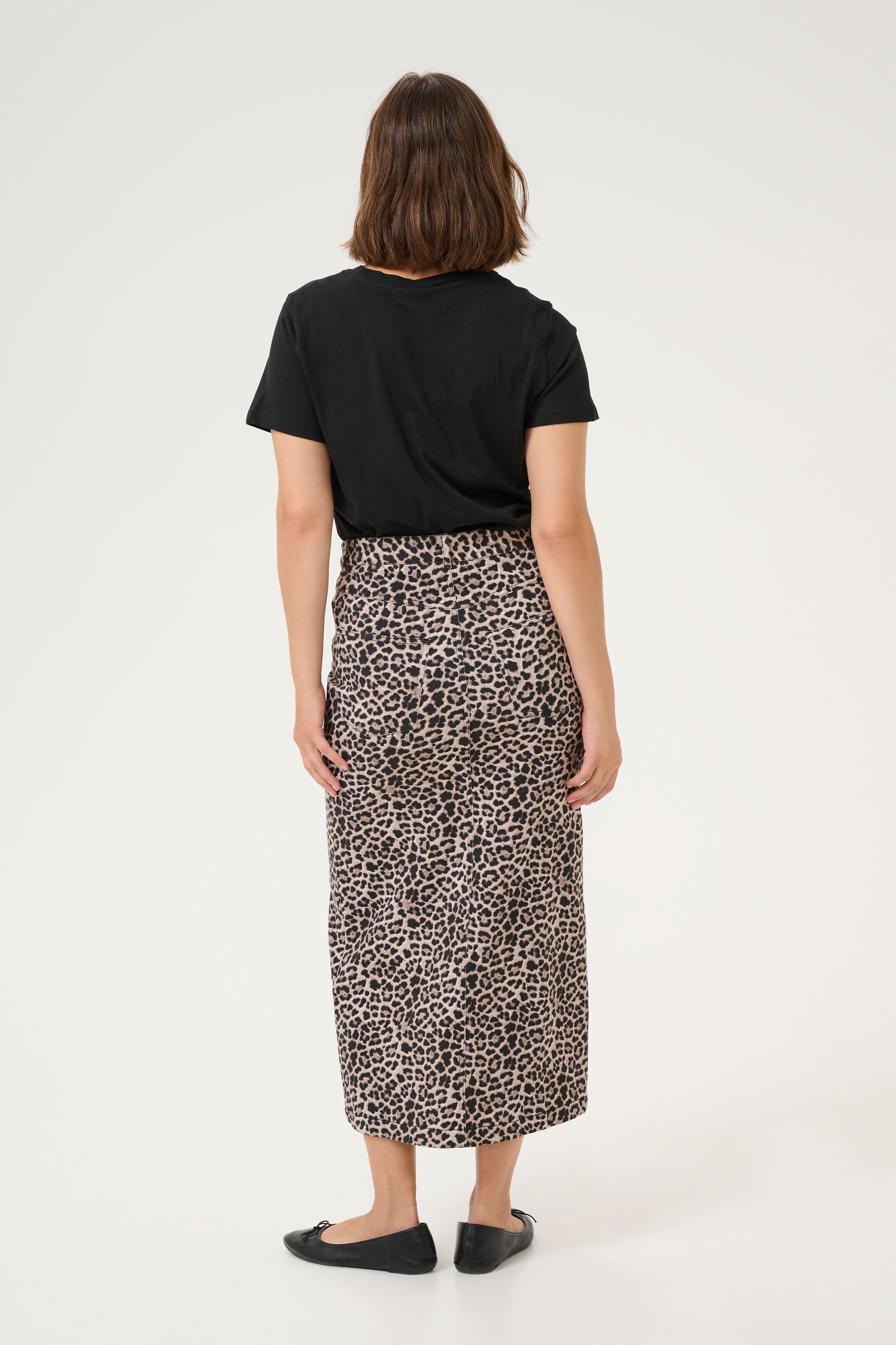 KALeonora Leopard skirt LOOKBOOK BACK 10510029-107537