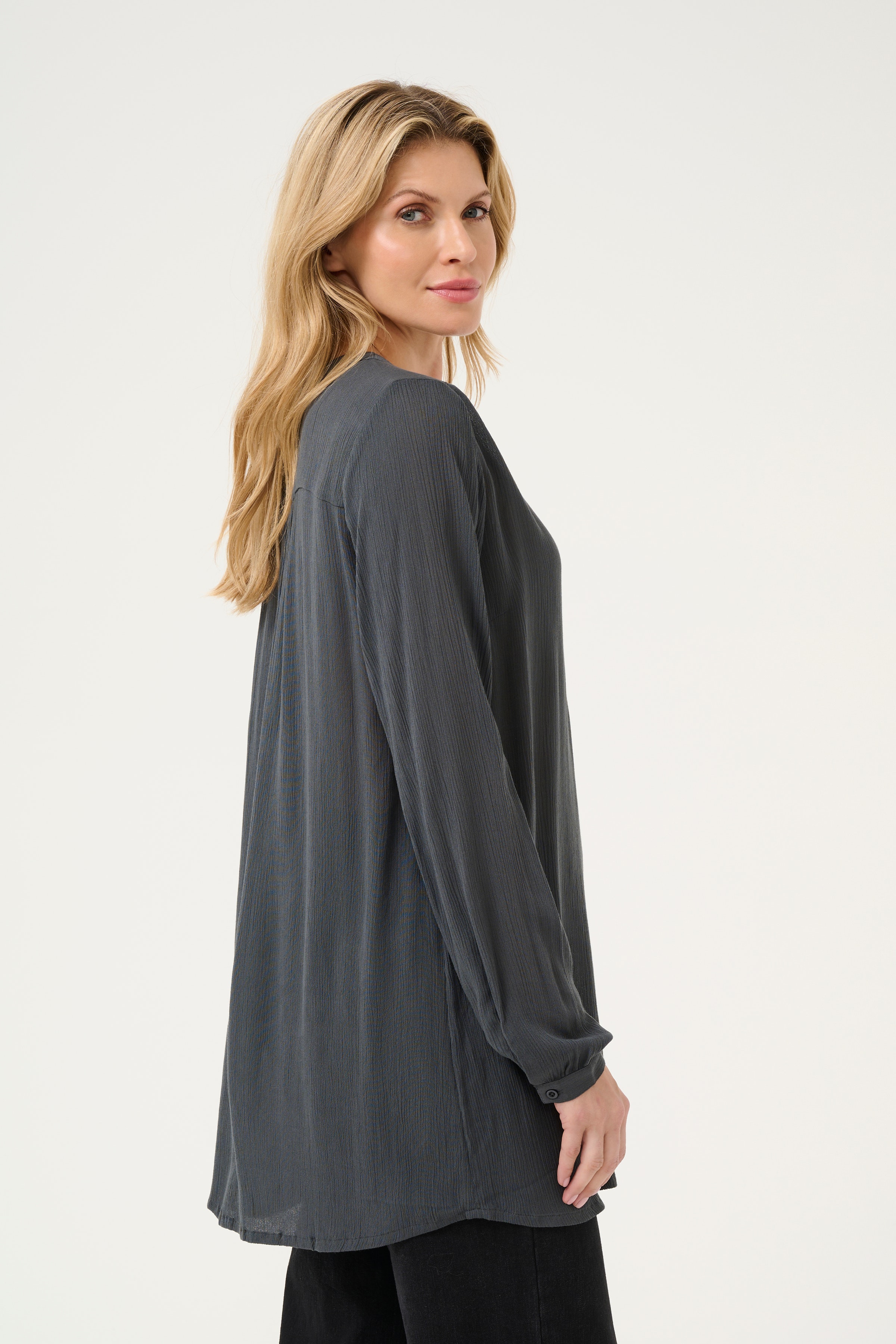 Amber Tunic LOOKBOOK BACK 501038-190205