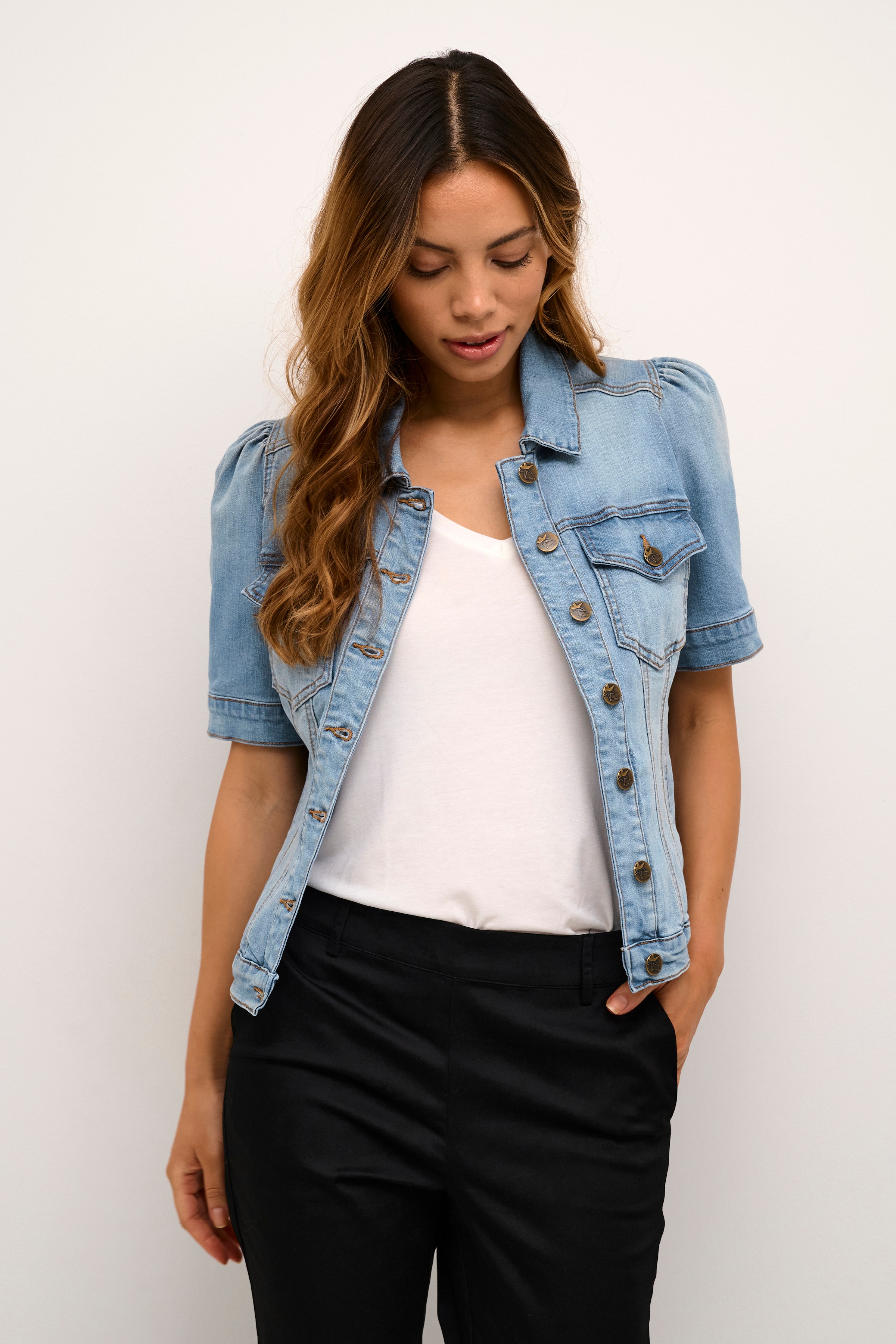 CUbriana Casual jakke LOOKBOOK FRONT 50109852-500027