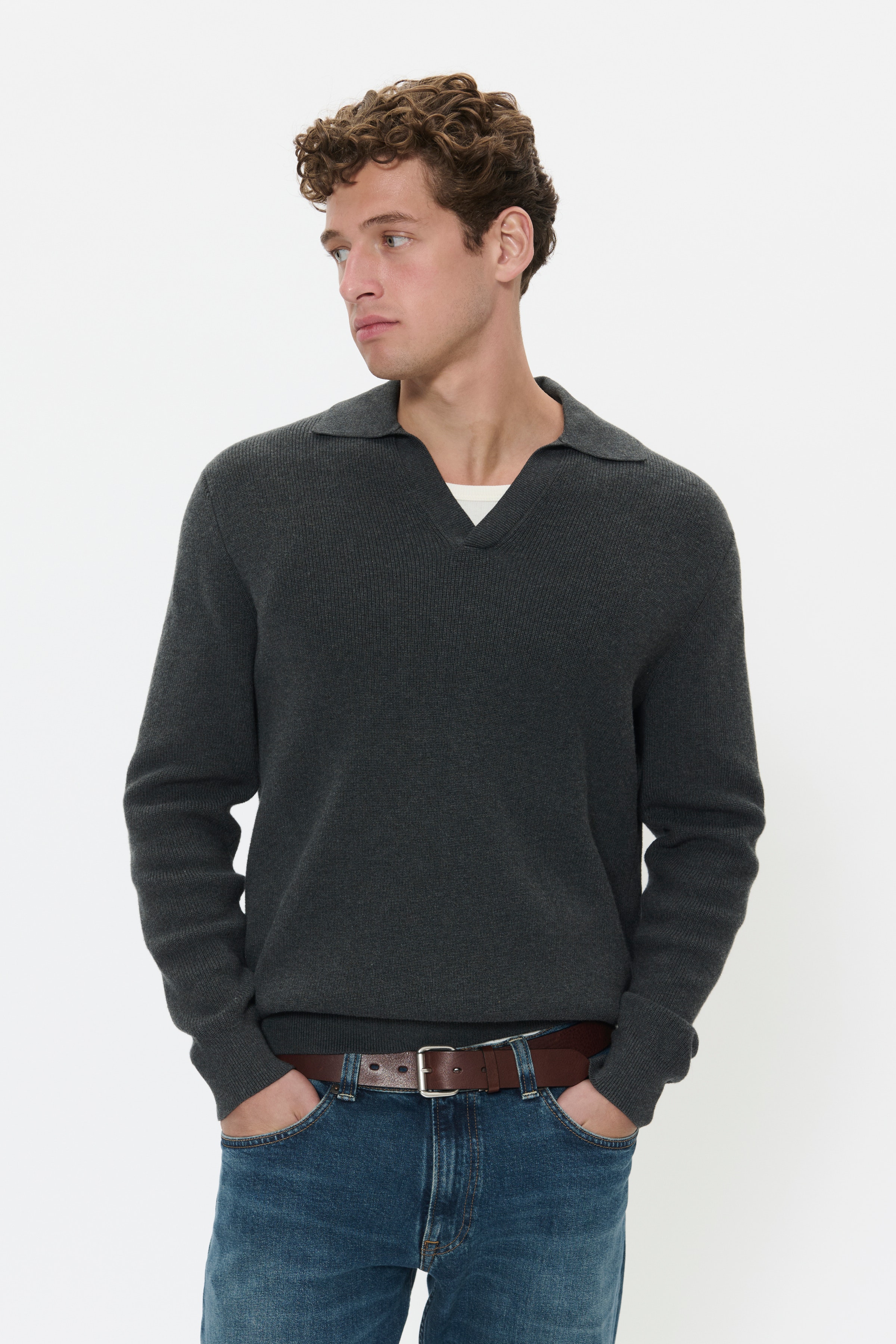 MAkollo Pullover LOOKBOOK FRONT 30208618-300270