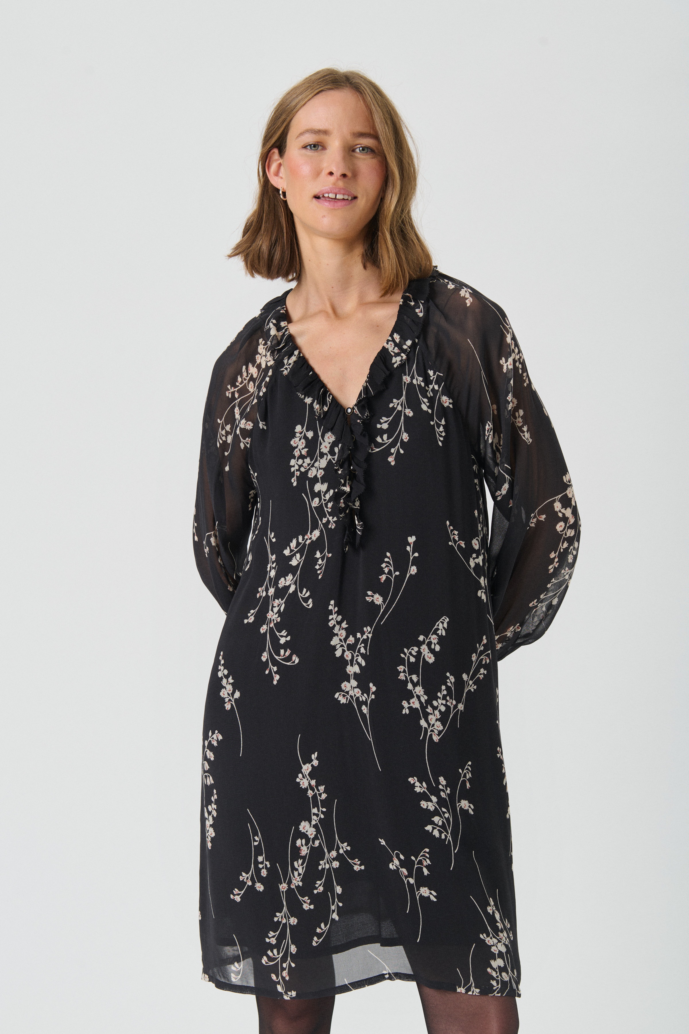 UrmaDR Dress LOOKBOOK FRONT 30310138-304387