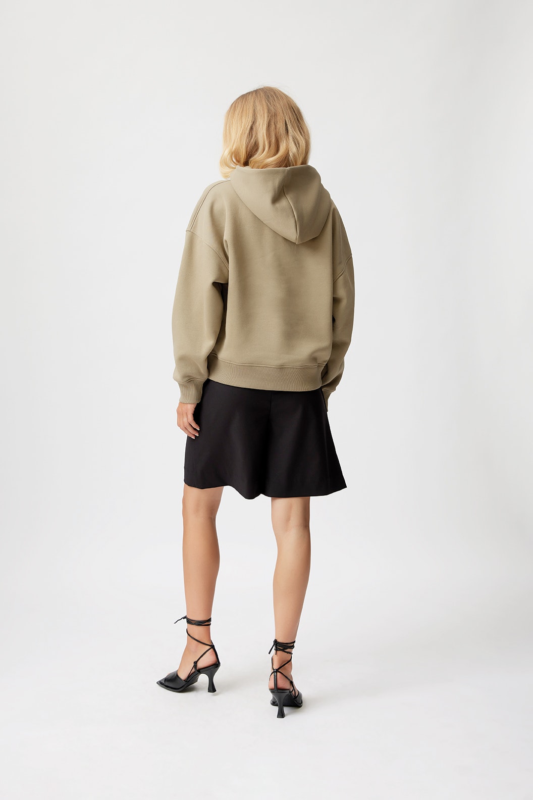 RubiGZ Sweatshirt LOOKBOOK BACK 10905445-170619