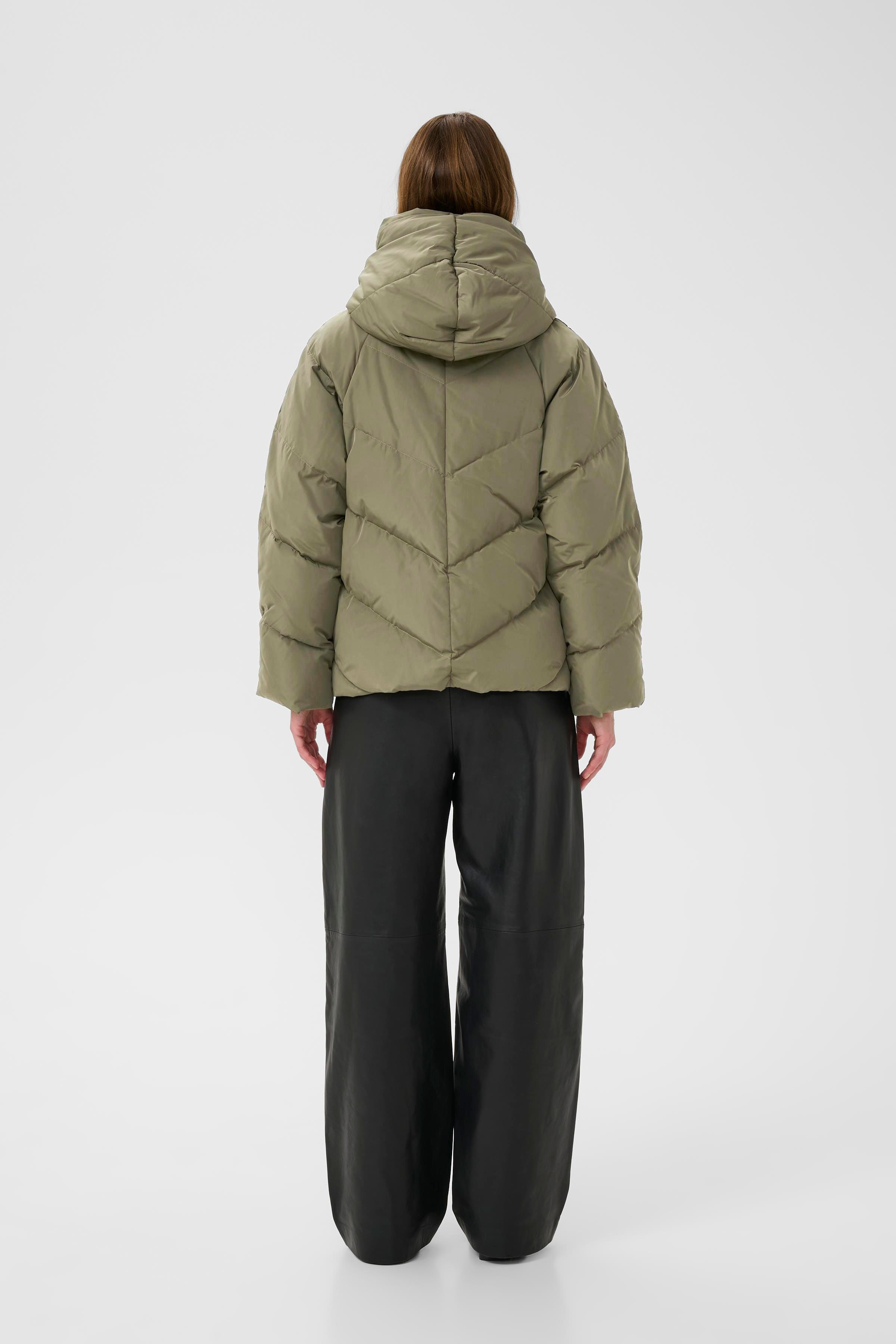 YazIW Daunen Mantel LOOKBOOK FRONT 30110619-190512