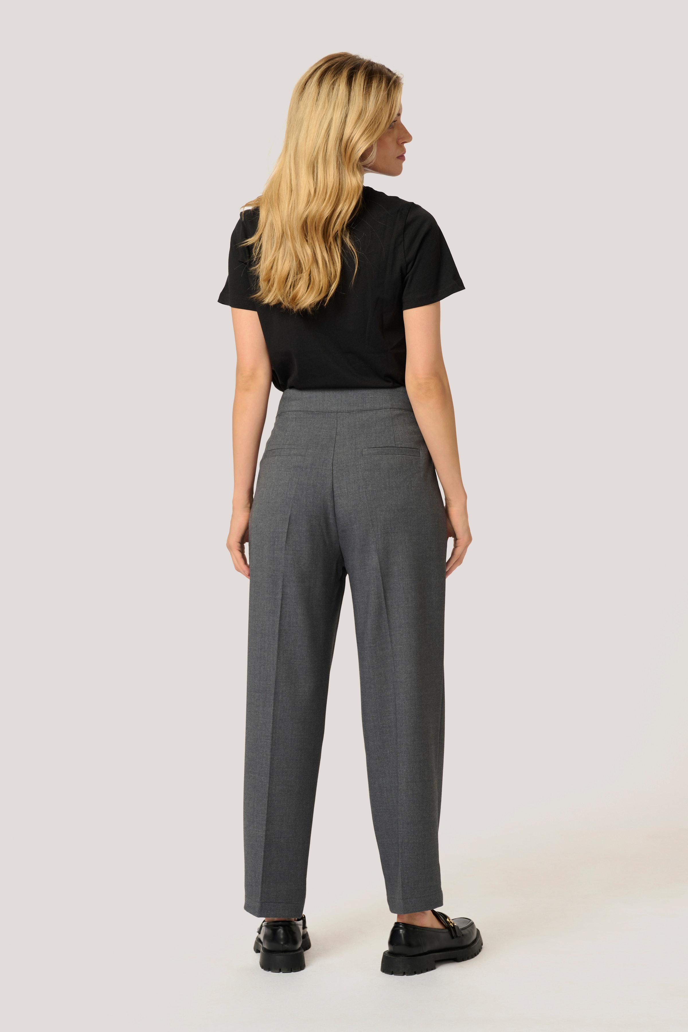 KAmerle Trousers LOOKBOOK BACK 10509194-100125