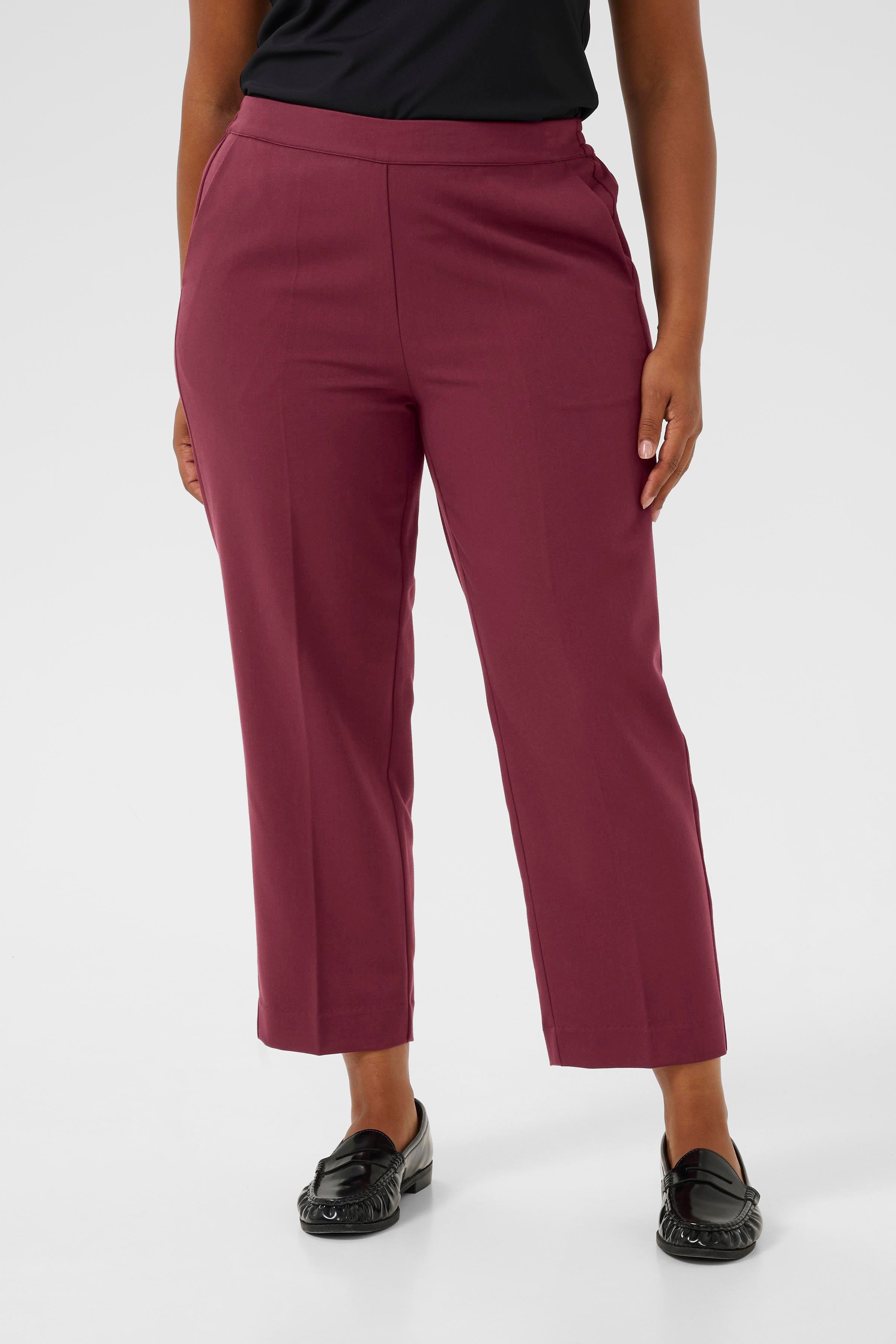 KCsakira Cropped Hose LOOKBOOK FRONT 10580650-191528