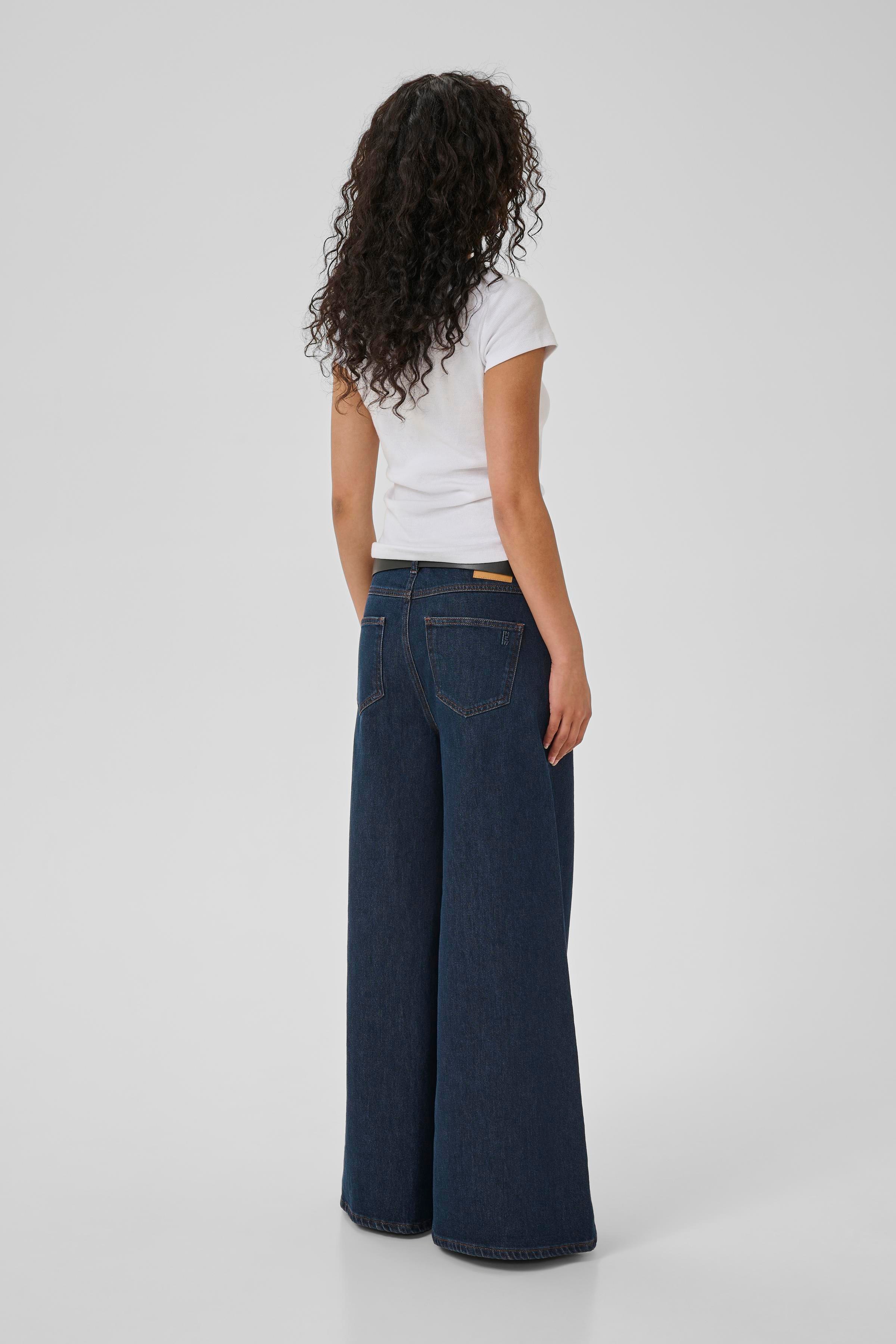 IsaMW Jeans LOOKBOOK BACK 10705263-100067