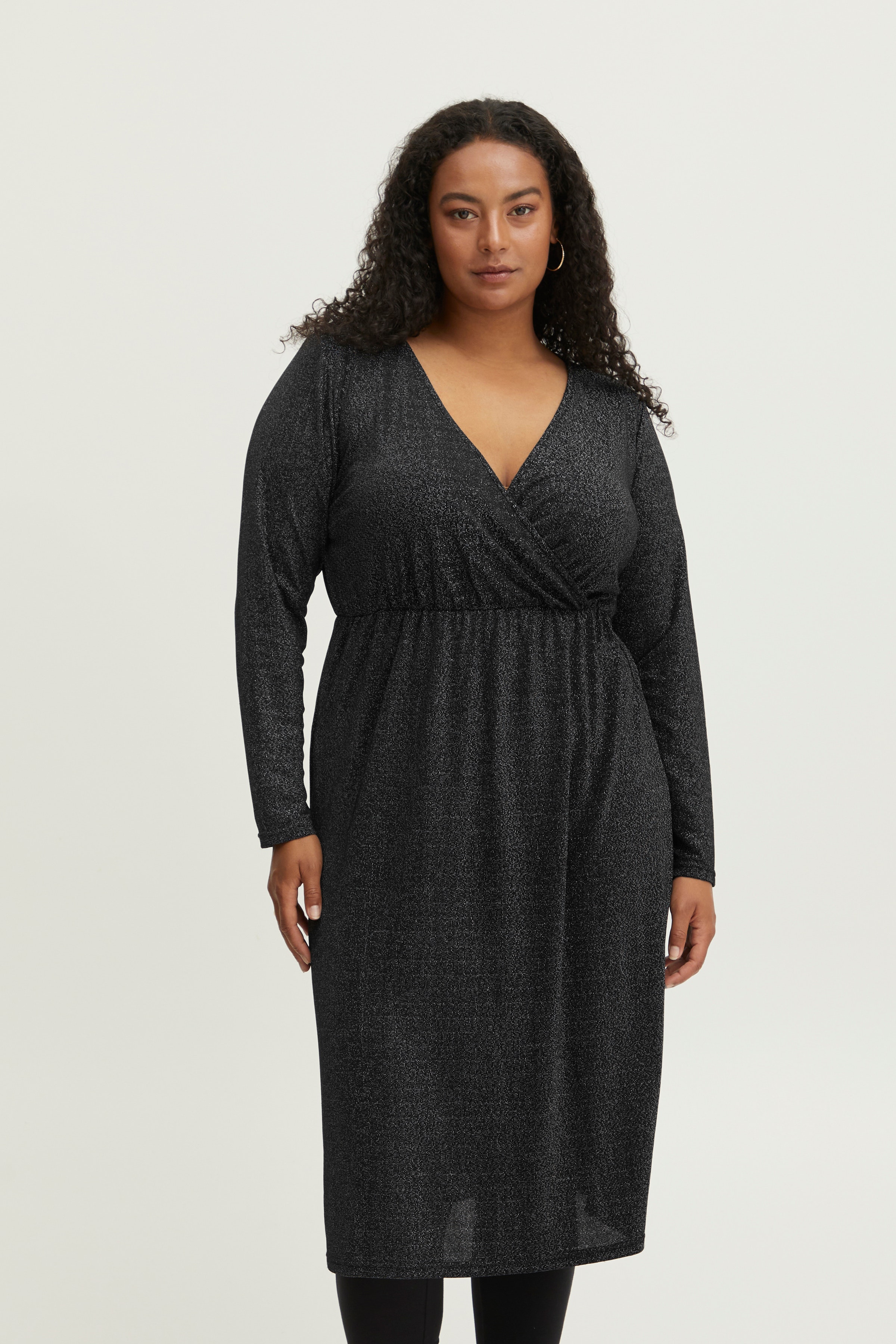 FPLUCY Dress LOOKBOOK FRONT 20611588-200115