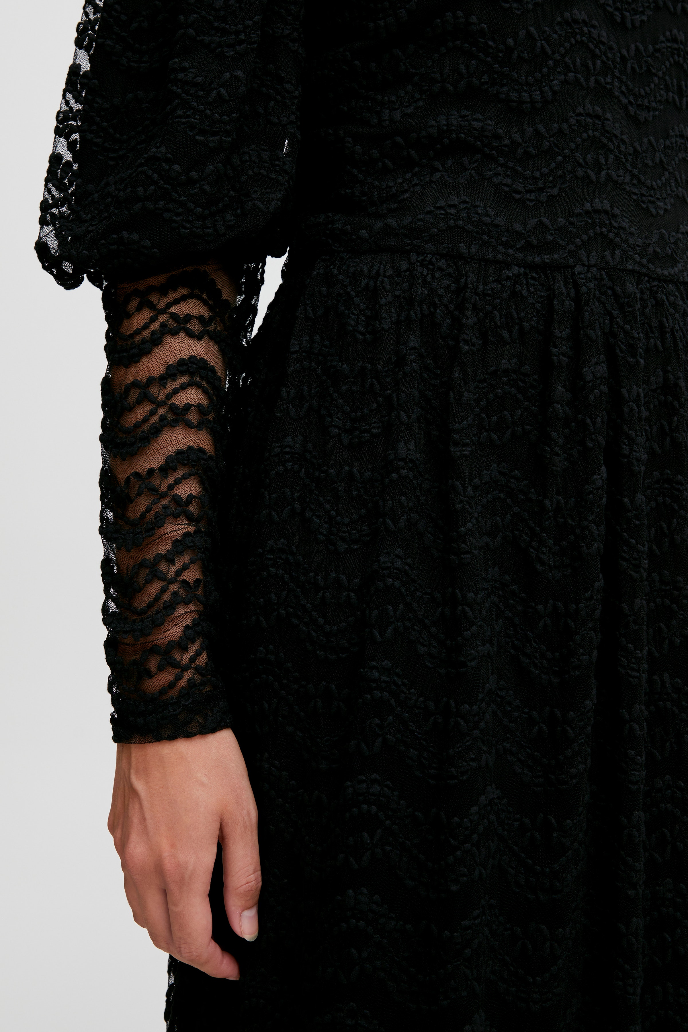 PZEJA Kleid LOOKBOOK DETAIL 50207127-193911