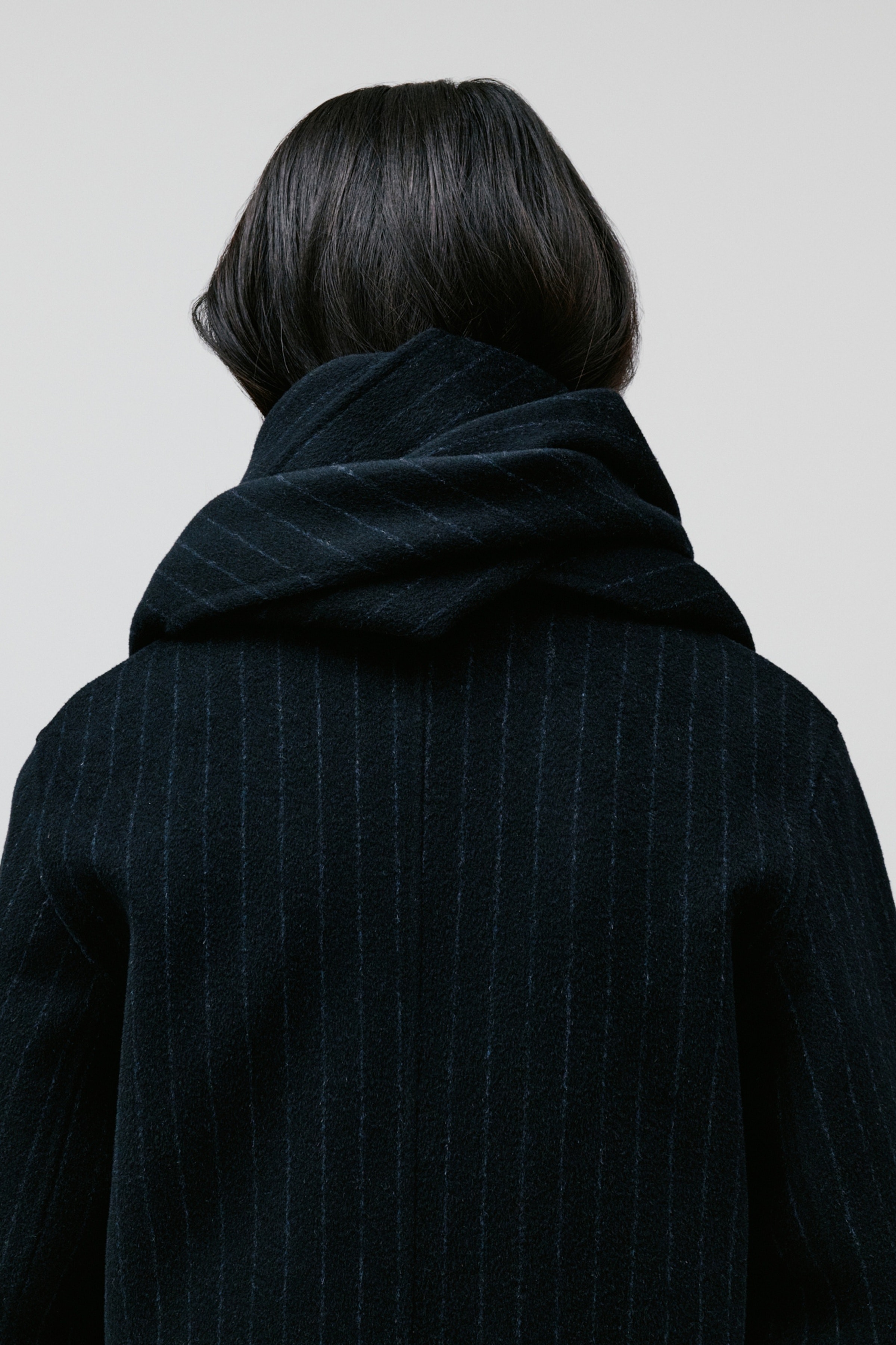 ARIANA Scarf LOOKBOOK BACK 30600715-MC2163