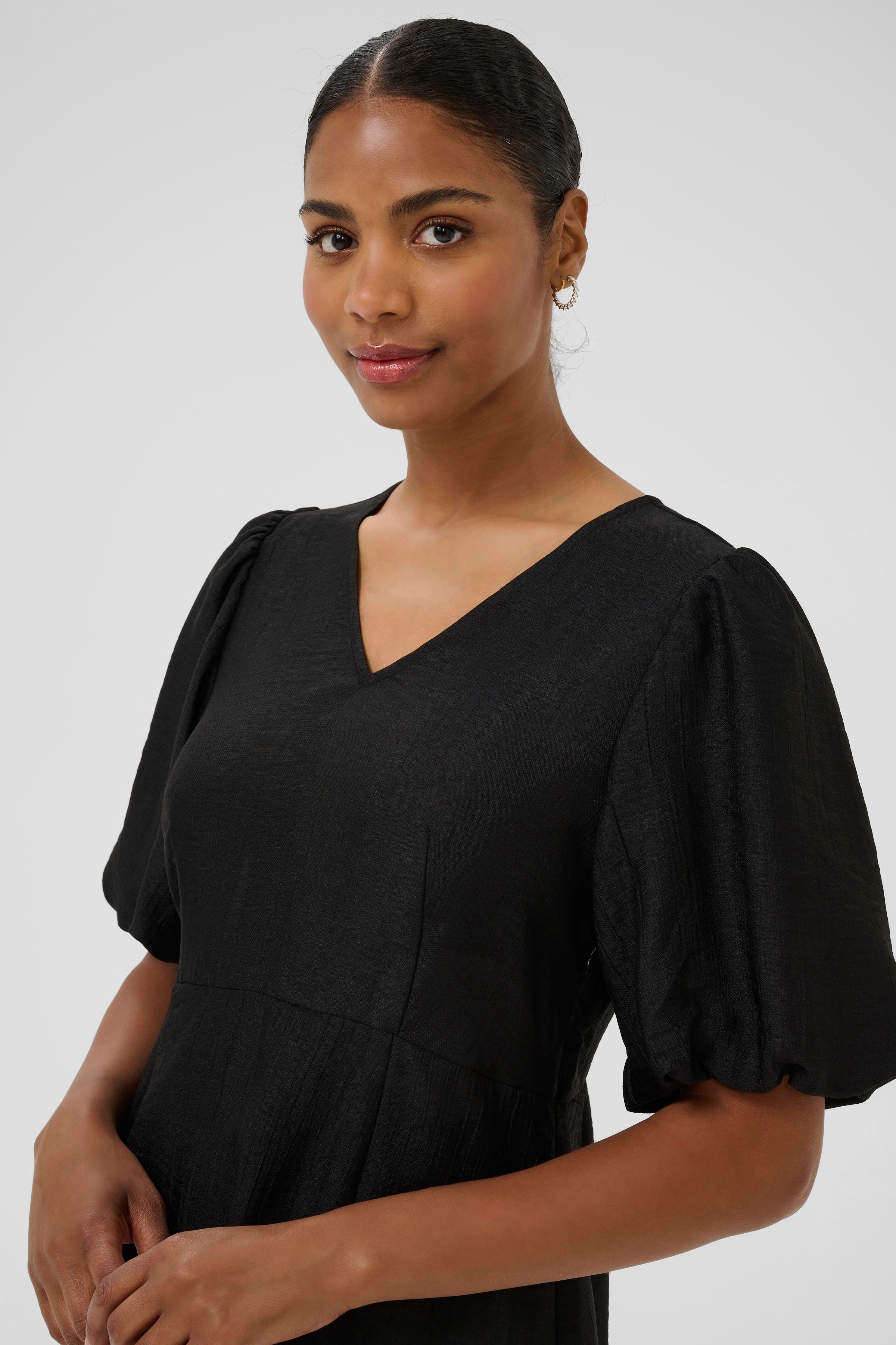 KAgerly Dress LOOKBOOK DETAIL 10510676-106822