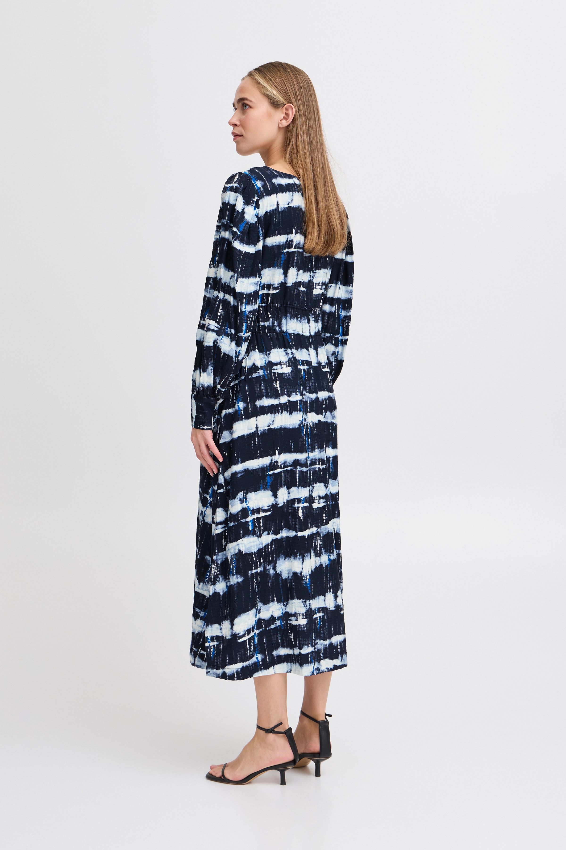 IHVARIEL Robe LOOKBOOK BACK 20122414-204003