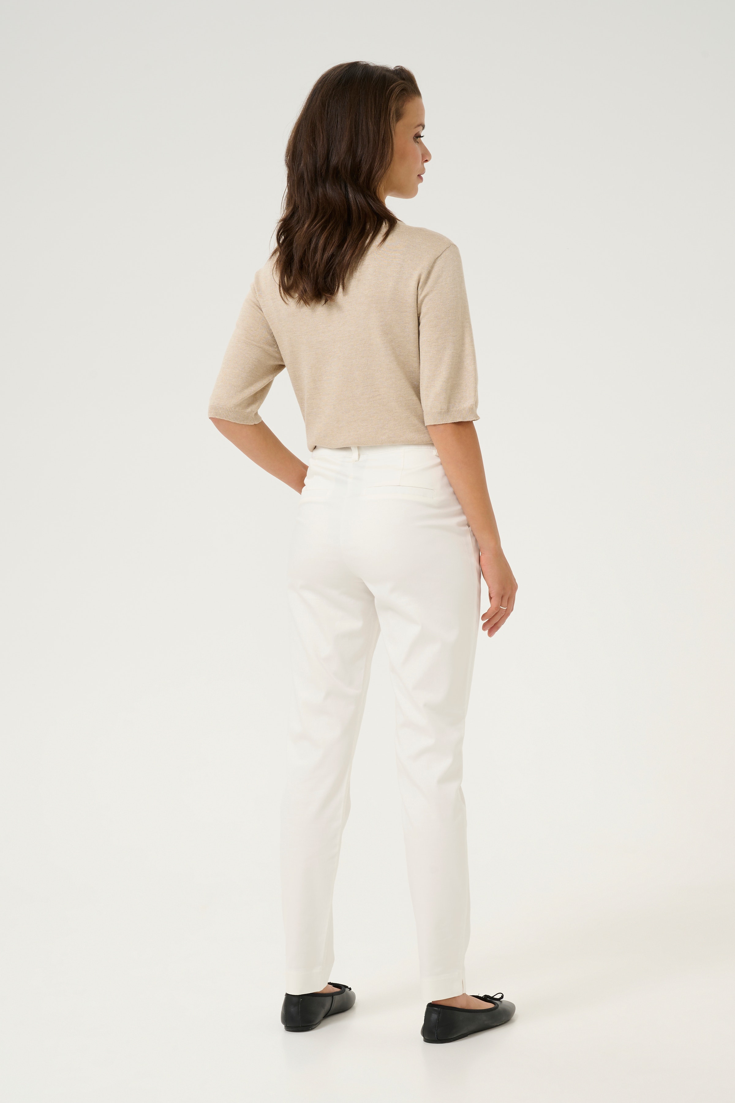 KAlea Trousers LOOKBOOK BACK 10505191-110602