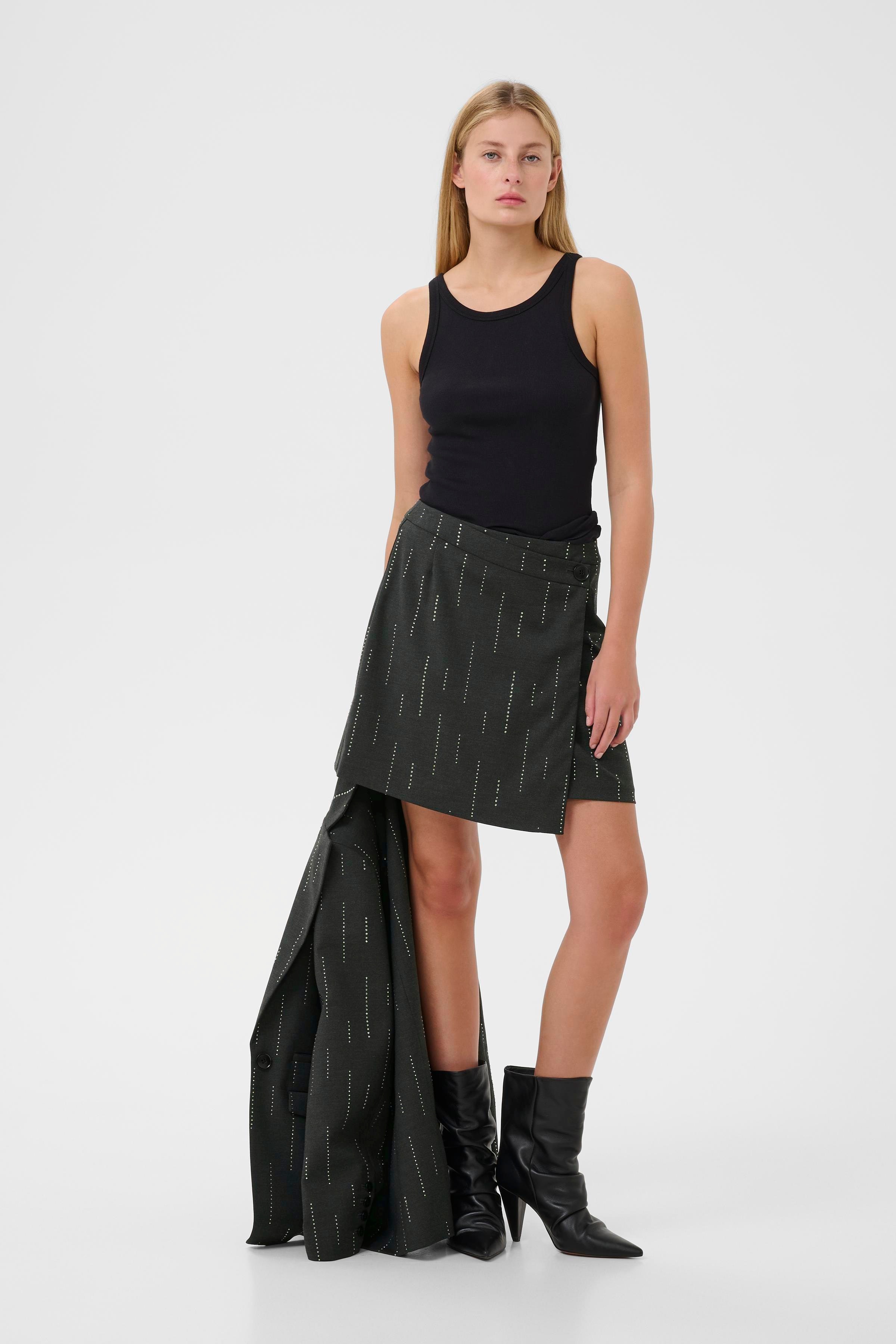 GZadira Skirt LOOKBOOK FRONT 10910710-100494