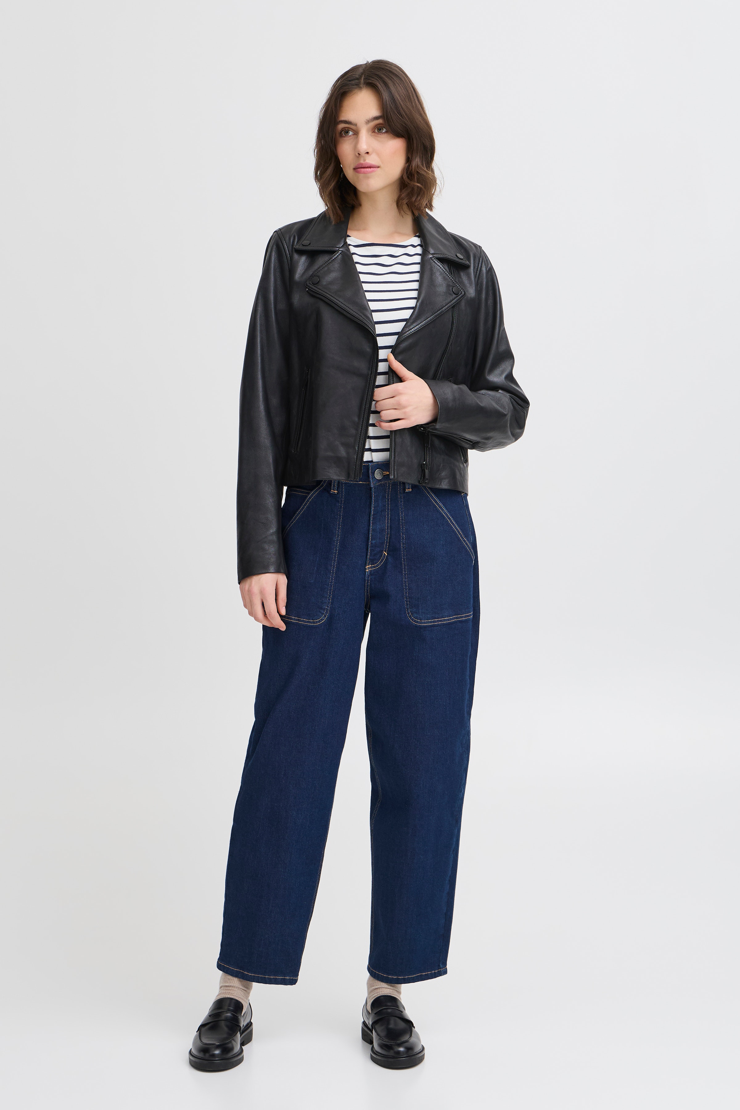 FRRAVA Ytterplagg LOOKBOOK FRONT 20614864-200113