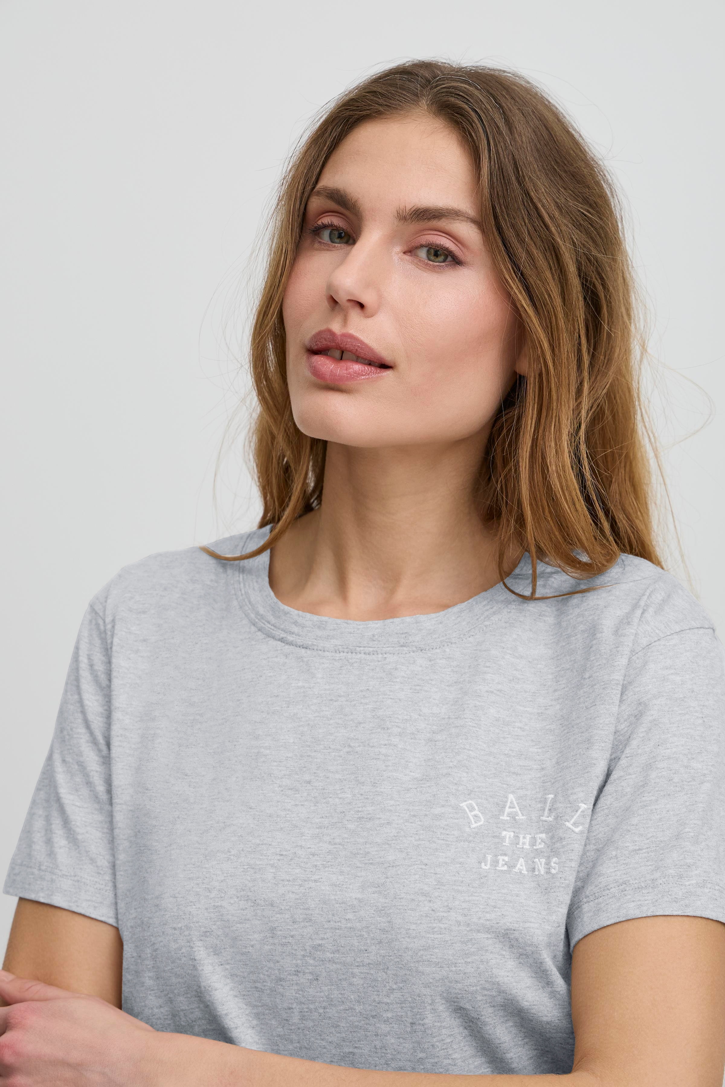 BASAVONA T-shirt LOOKBOOK DETAIL 50405152-204054