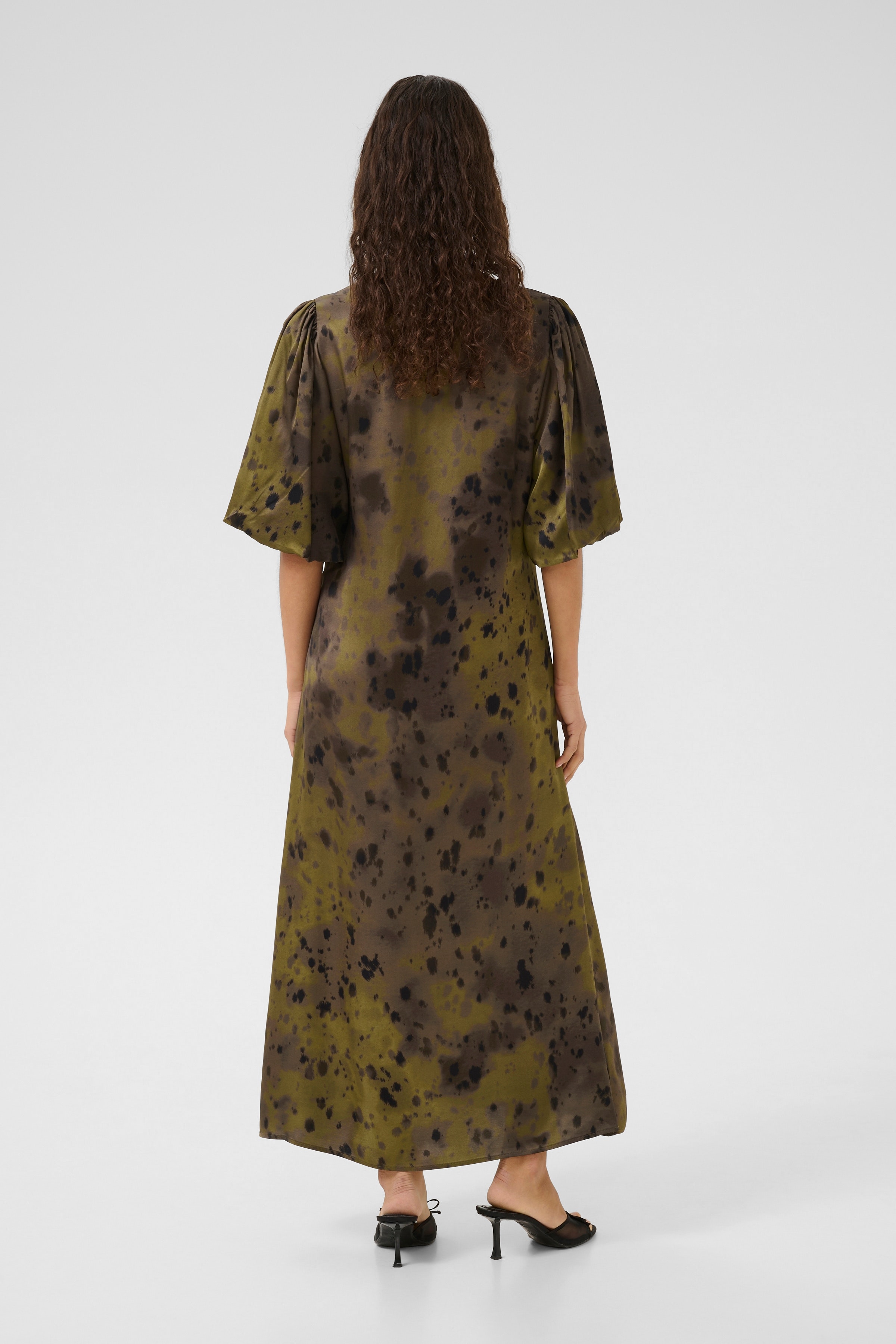KBBella Dress LOOKBOOK FRONT 10105635-108296