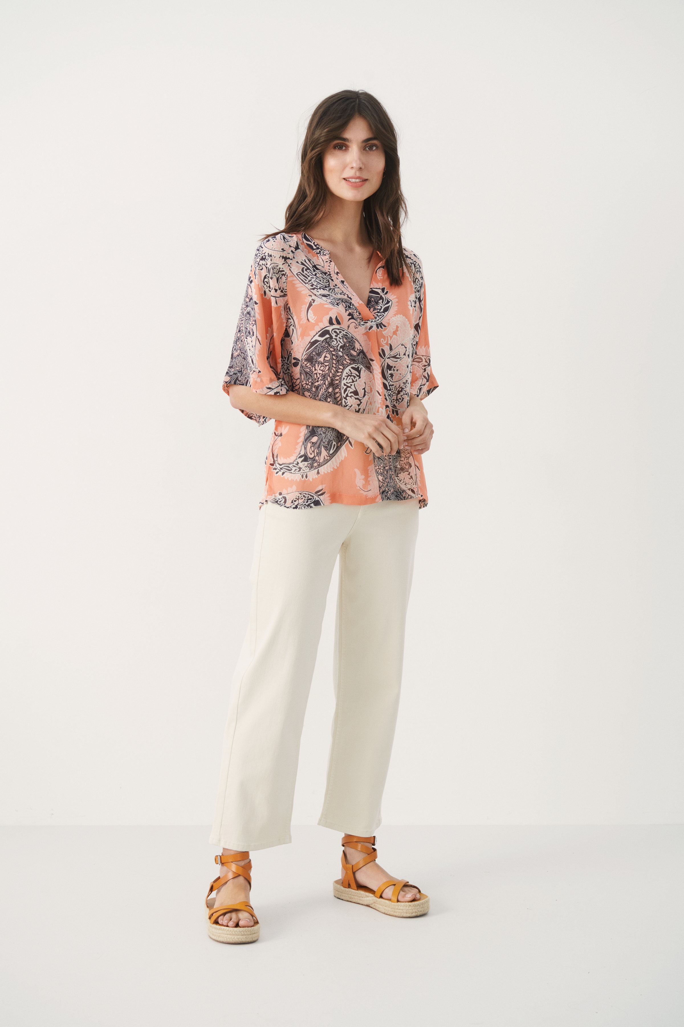 PetinasPW Shirt LOOKBOOK FRONT 30307033-301518