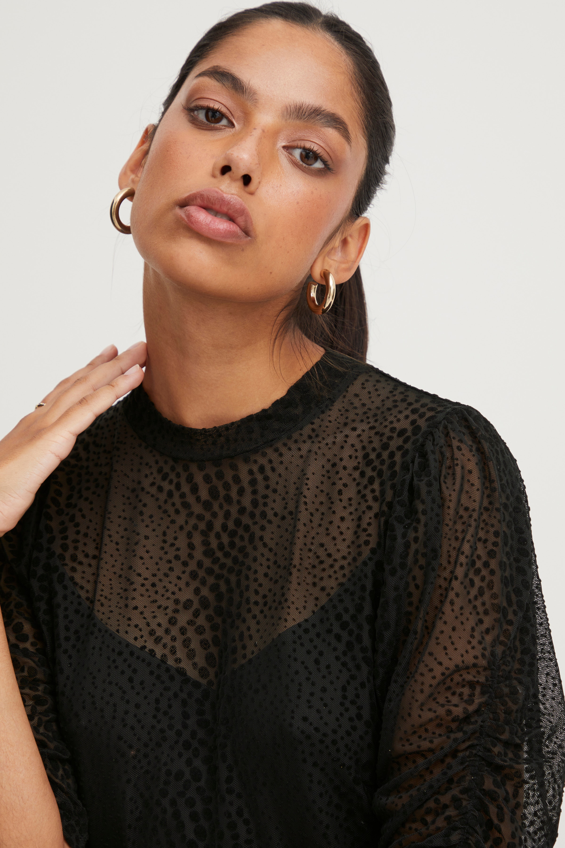 IHMELINA Kleid LOOKBOOK DETAIL 20117706-194008