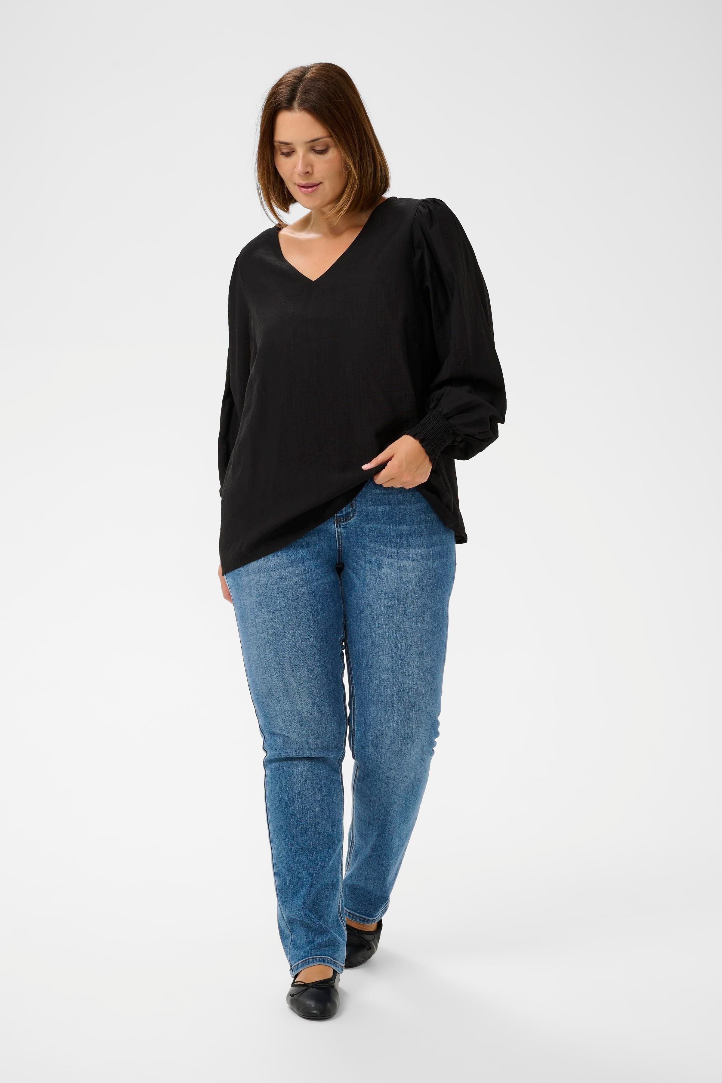 KCsofia Blouse LOOKBOOK FRONT 10583889-100121