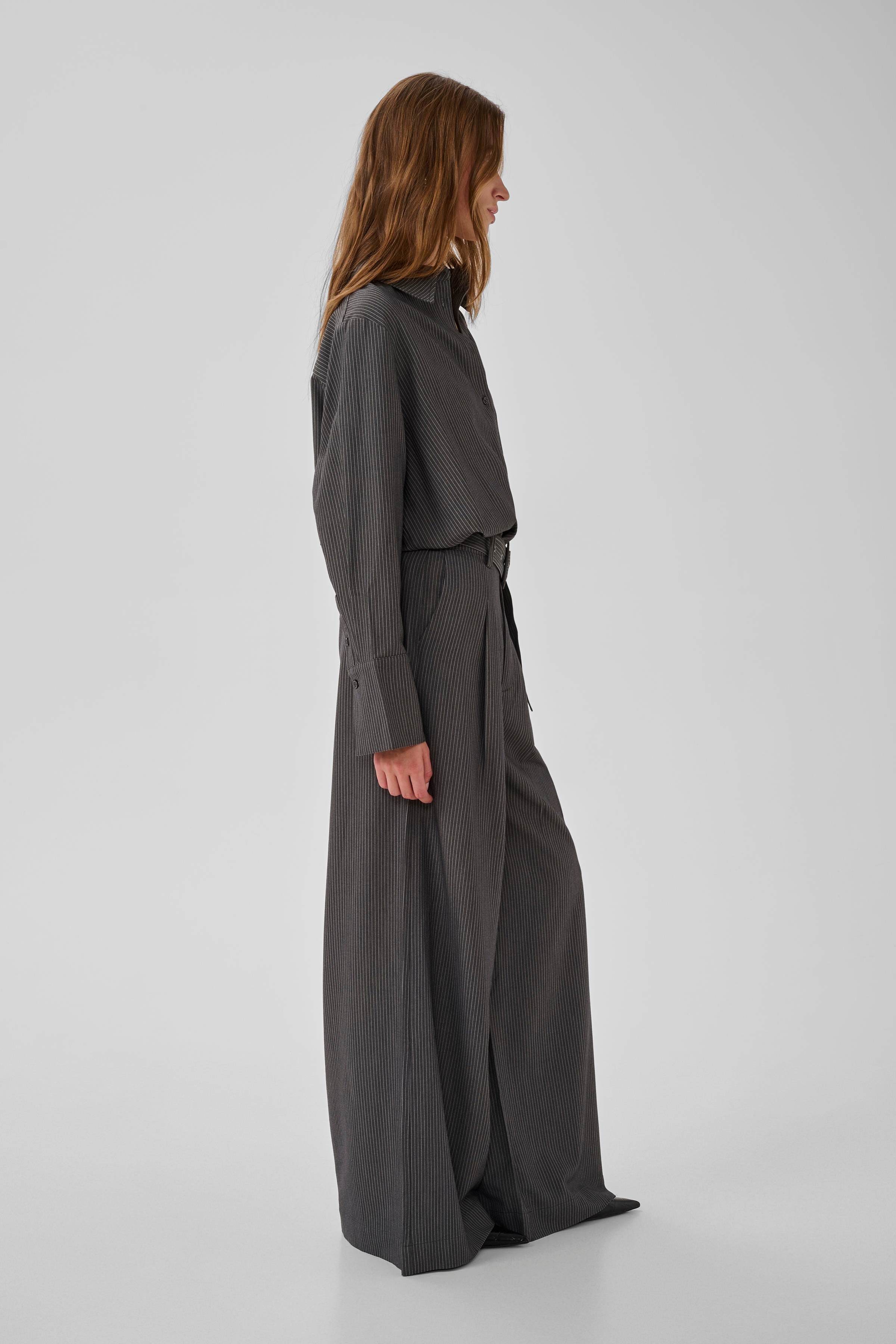 23 THE PINSTRIPED HIGH PANT LOOKBOOK DETAIL 10705632-109599