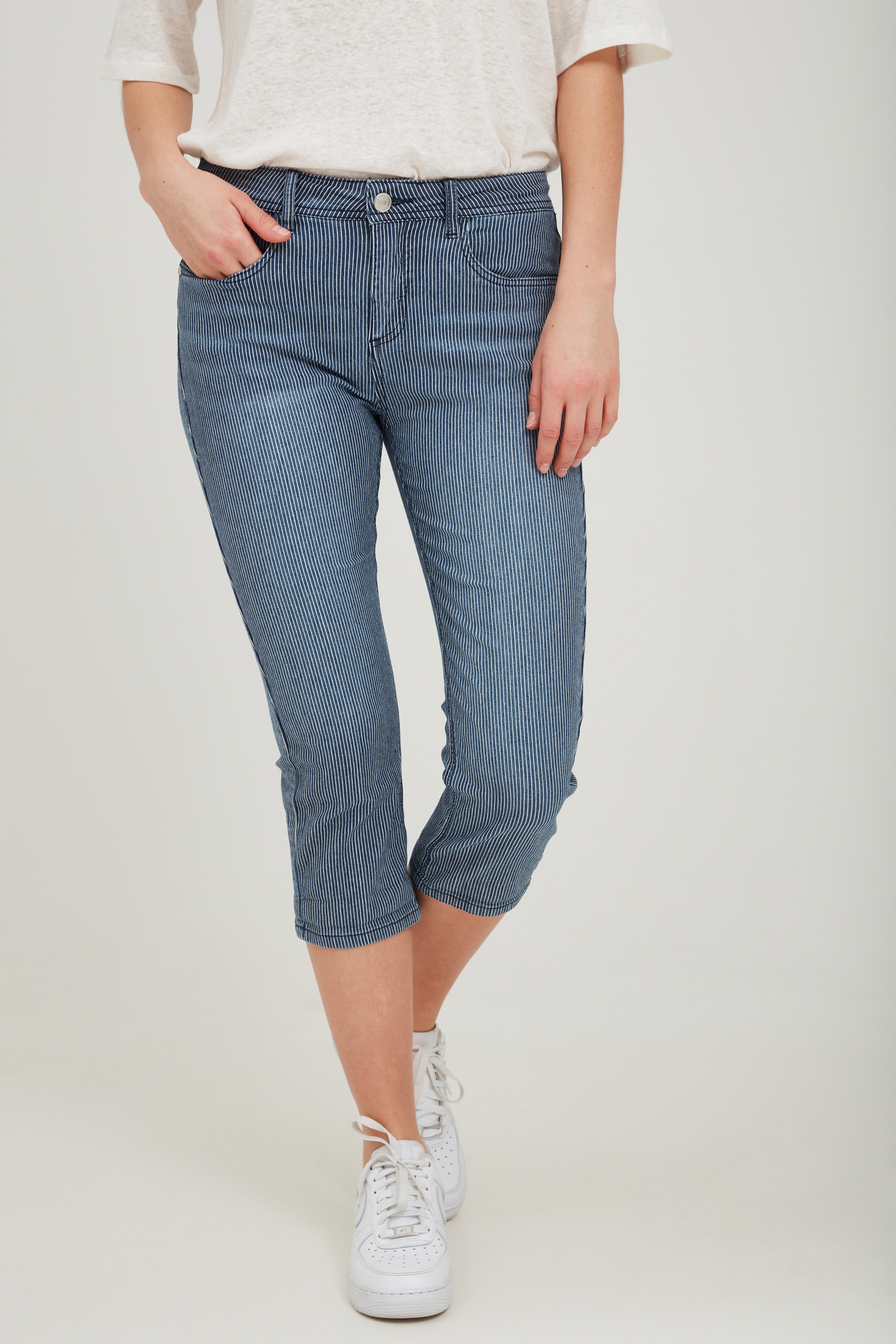 Casual pants LOOKBOOK FRONT 20609334-200068
