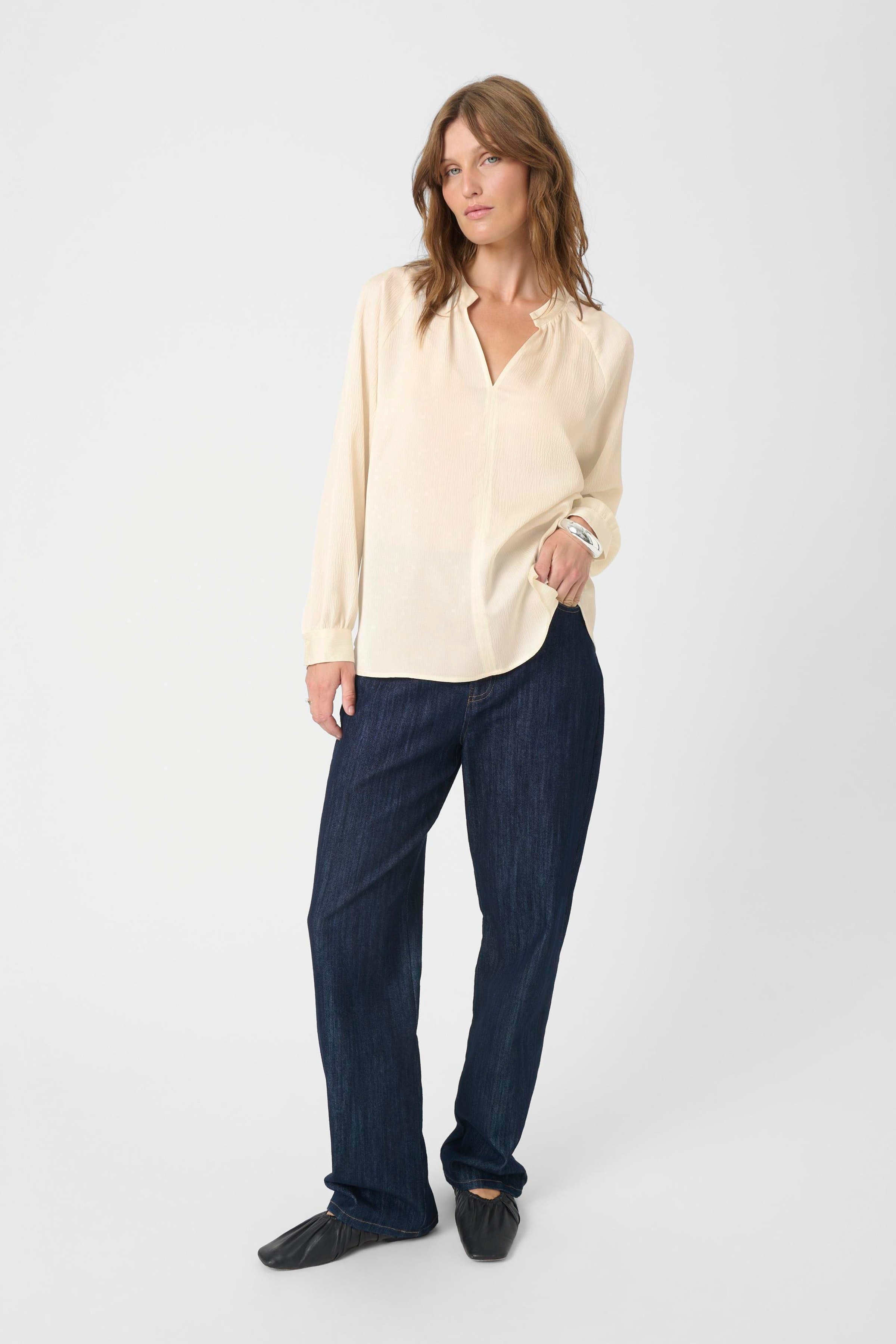 SLIoana Blouse LOOKBOOK FRONT 30407197-110701