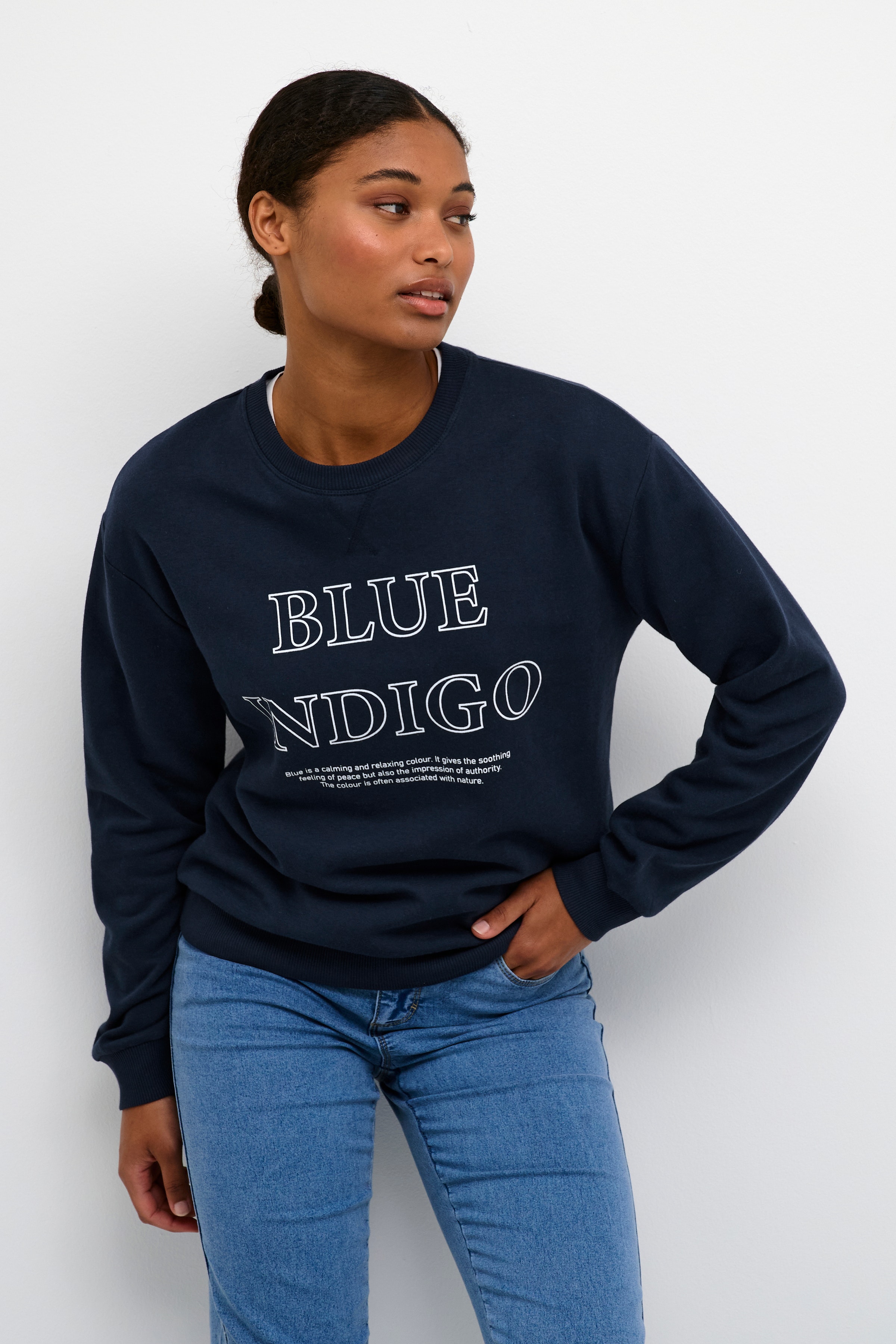 KAleonora Sweatshirt LOOKBOOK FRONT 10508209-194020